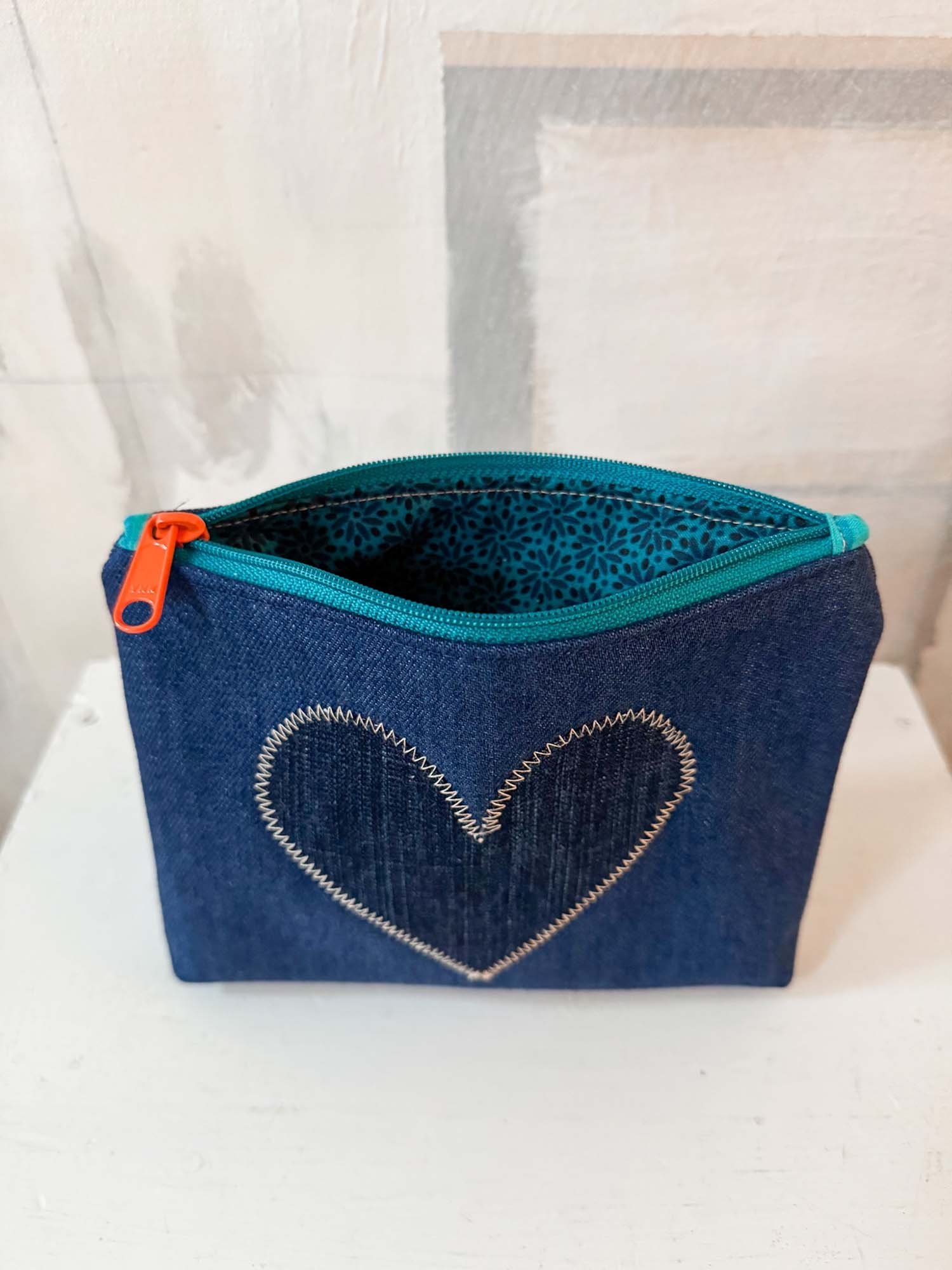 Test-Patch-Studio-ava-pouch-med7a.jpg