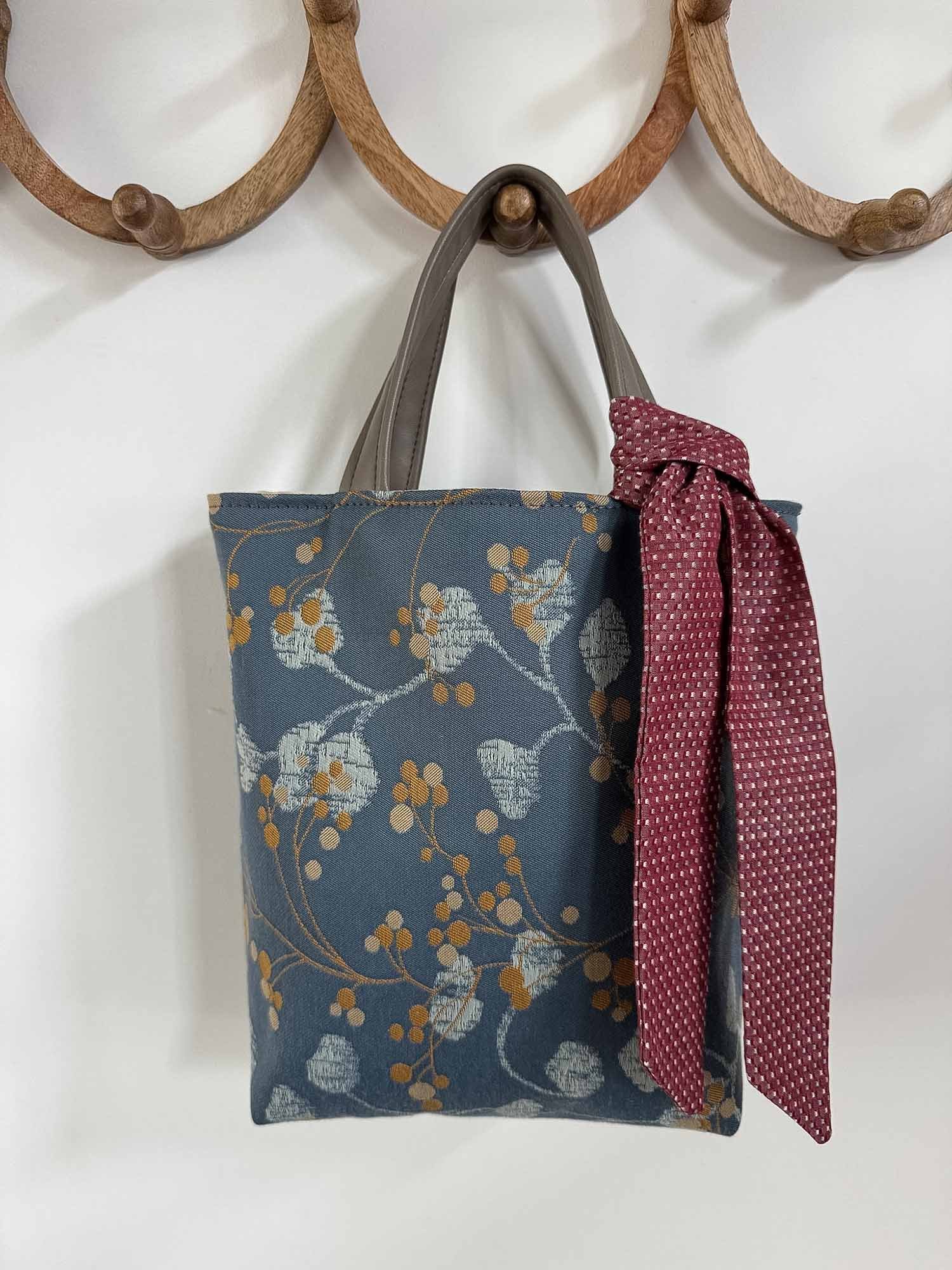 TestPatchStudio-jenny-blossom-blue-gry-brn-w-twillee.jpg