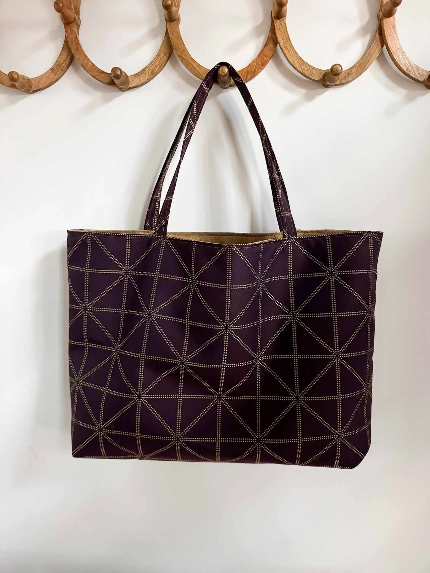 Janine BIG BAG - Eggplant & Gold