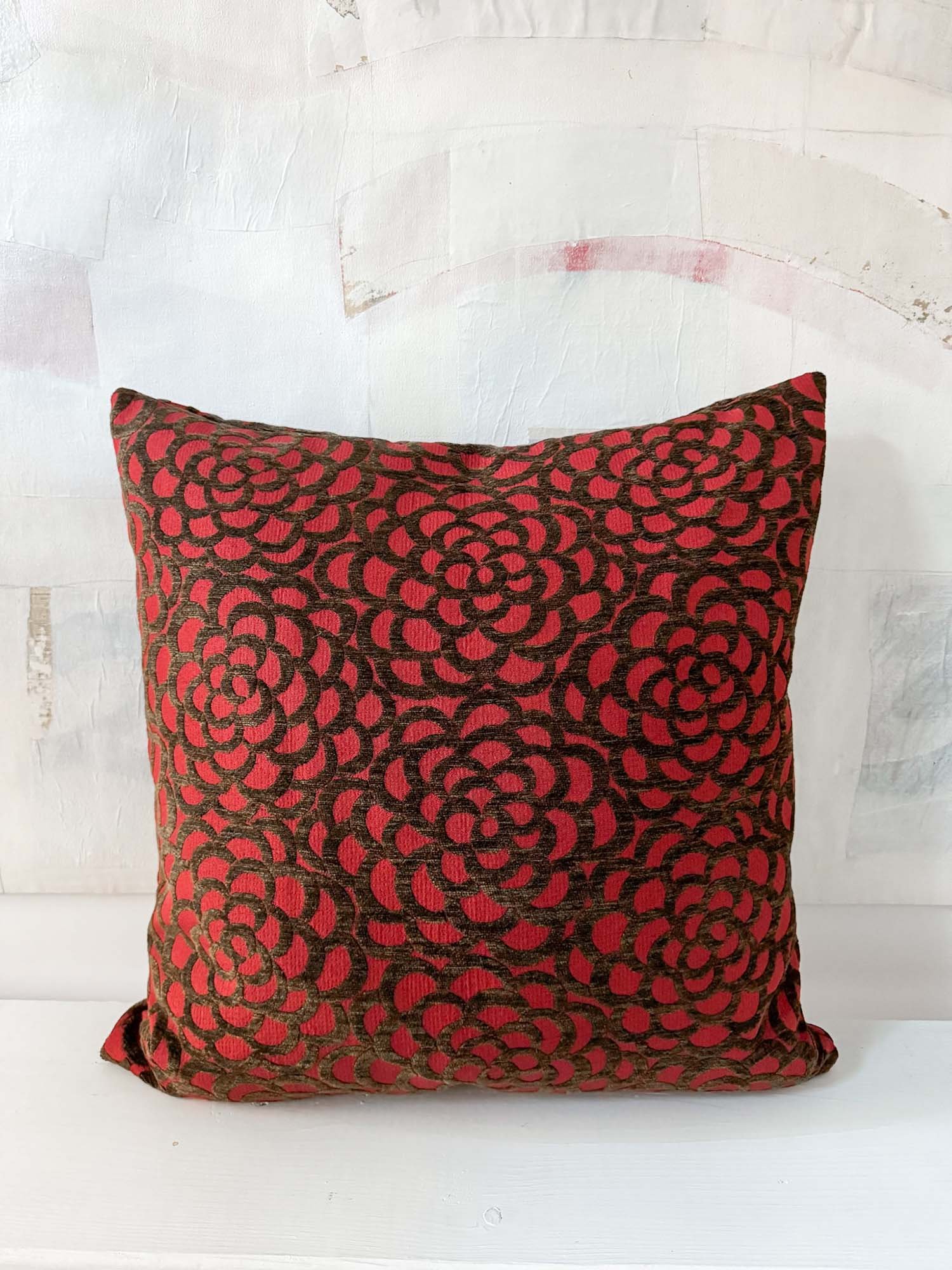 Test-Patch-Studio-italian-chenille-one-red-26x26.jpg