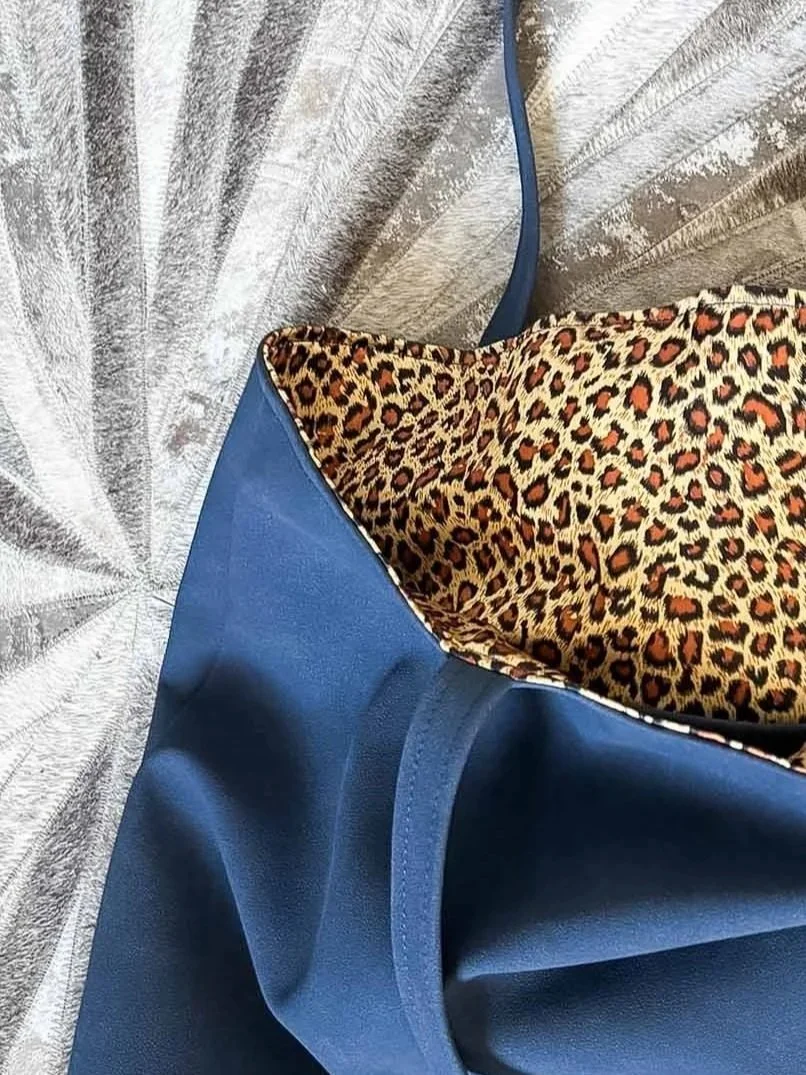 TestPatchStudio-studio-janine-navy-cheetah-w-twillee-inside.jpg