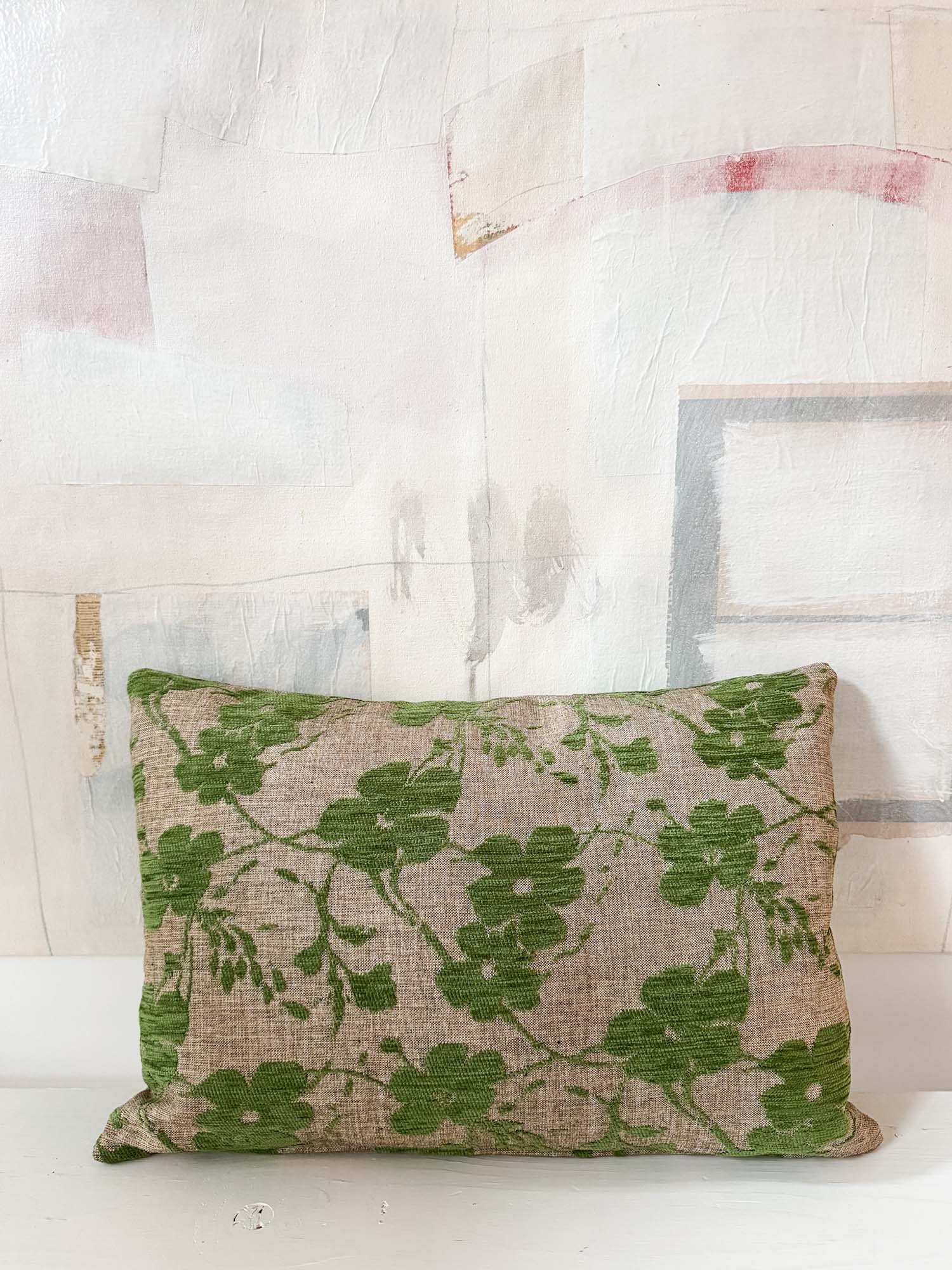 Test-Patch-Studio-pillow-16x23-green-floral.jpg