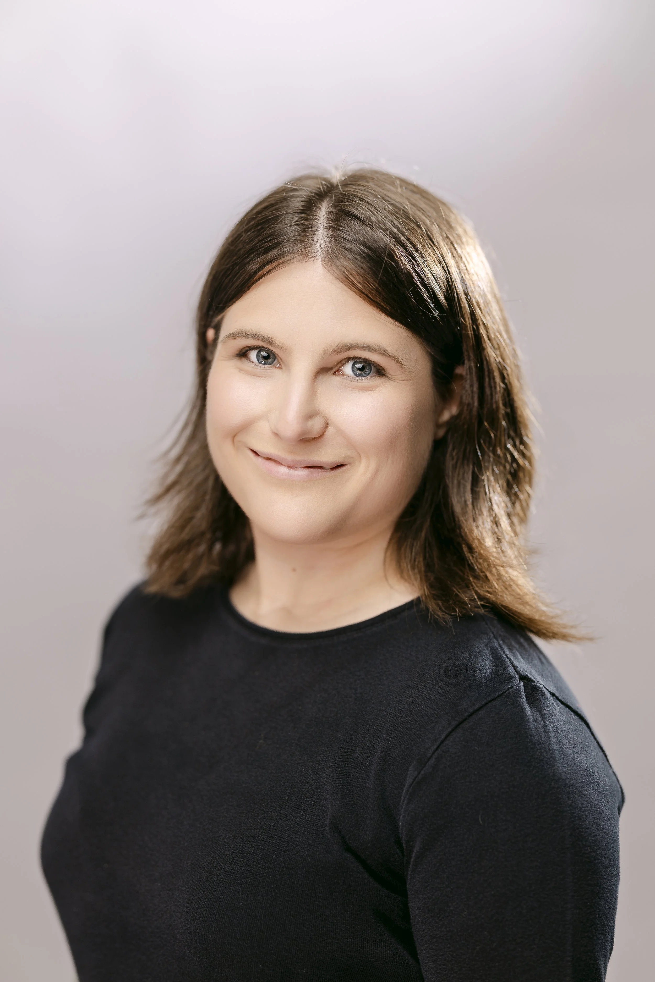 Julianna Frasca (PROPS DESIGNER)