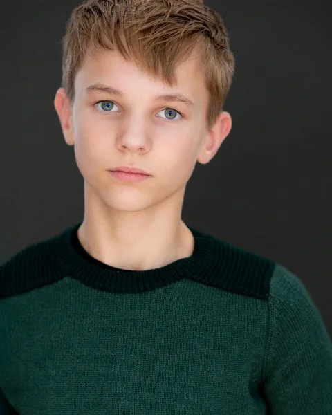 Aidan Summa (Young Alexei Romanov/Ensemble) 