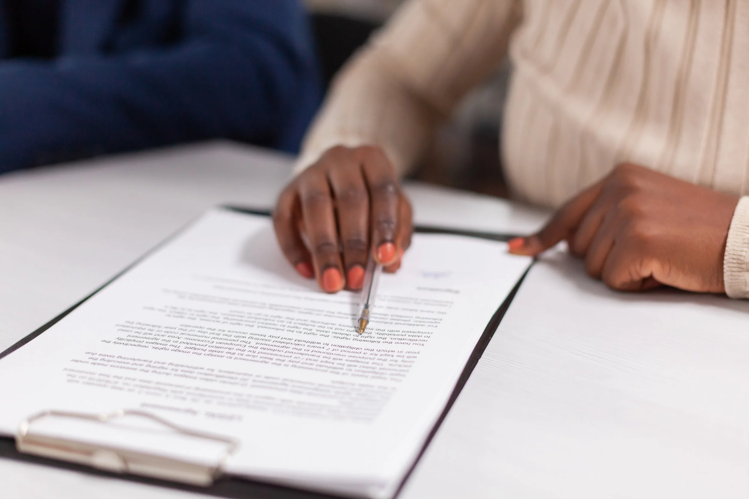 How to Read (and Write) a Contract: A Guide for Freelance Independent Contractors 