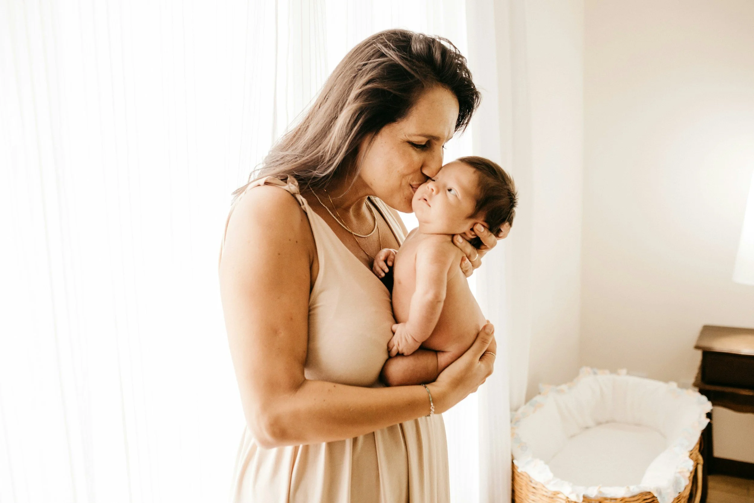 The Consult Call Process For Therapy For Pregnant + Postpartum Women in California. 🌿