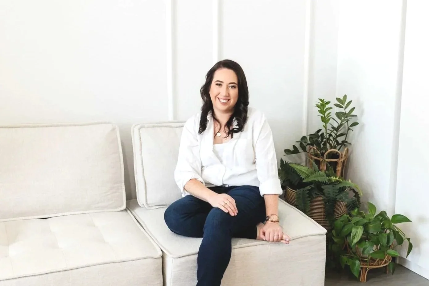 Alexa Levine, LMFT, California therapist specializing in postpartum anxiety — virtual therapy for pregnant and postpartum moms across San Diego and California.