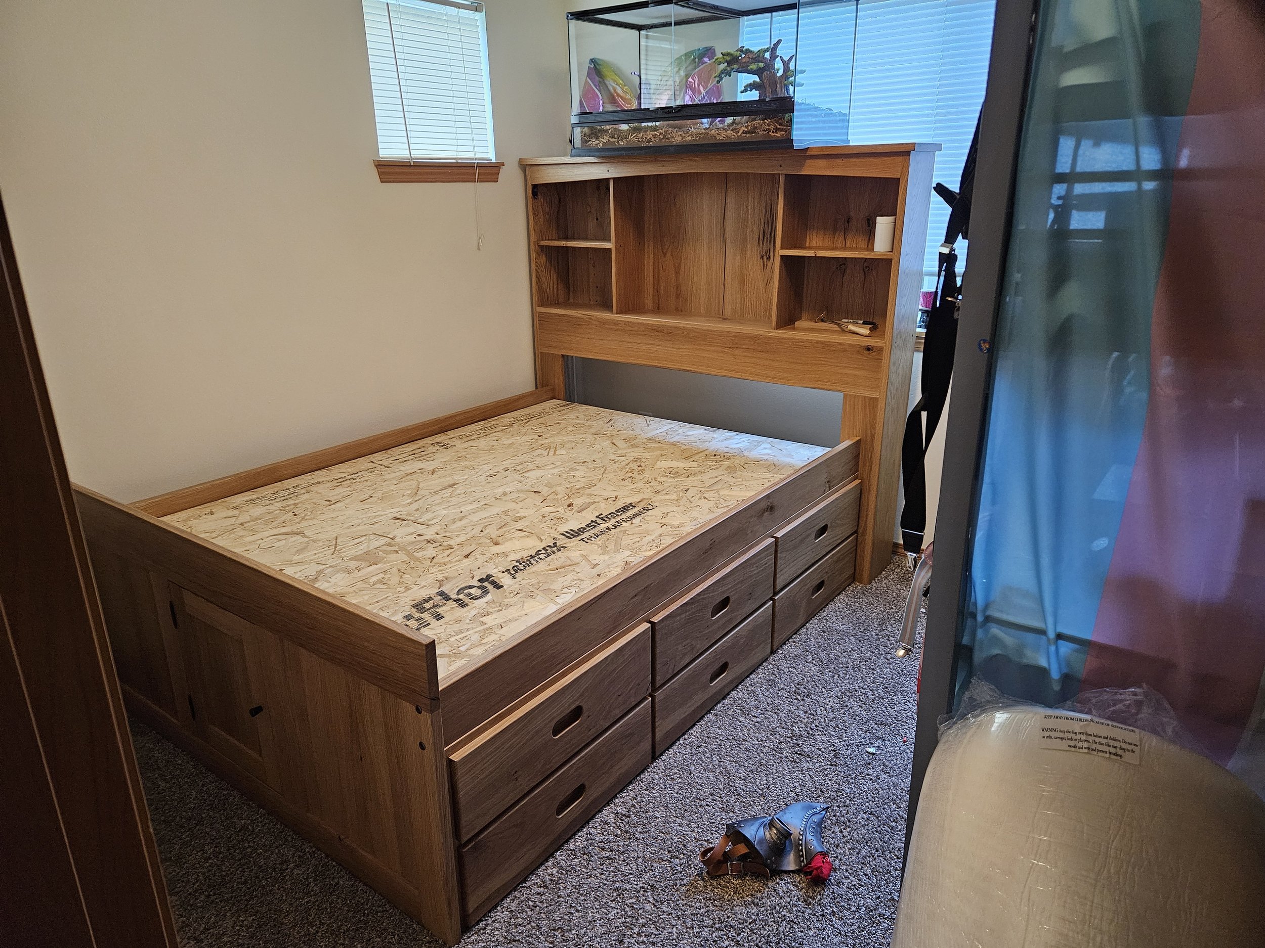 Captain's Bed