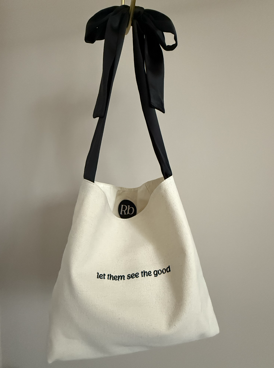 The-Vampire-Diaries-Let-Them-See-The-Good-Bow-Bag.png