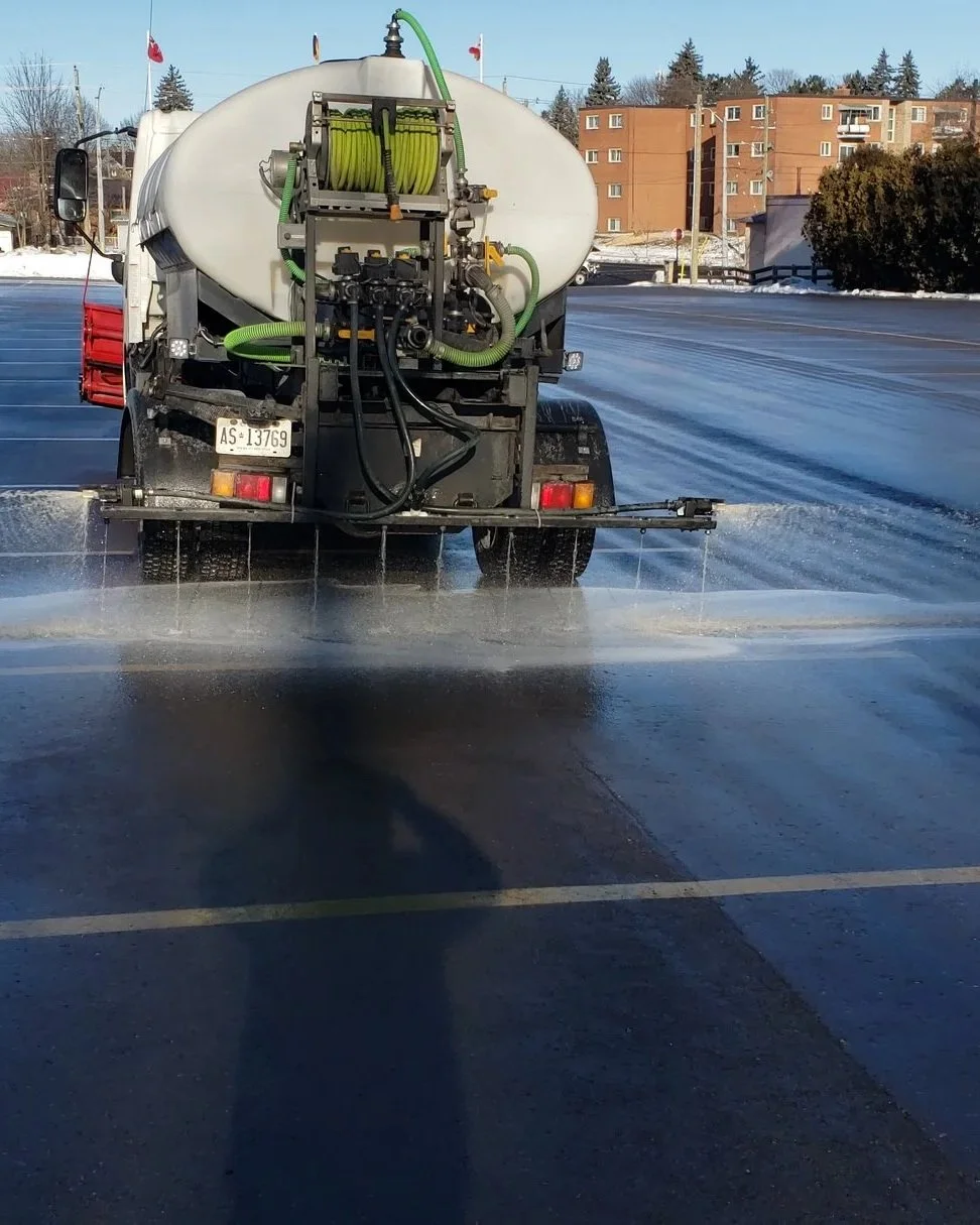 Liquid De-icer