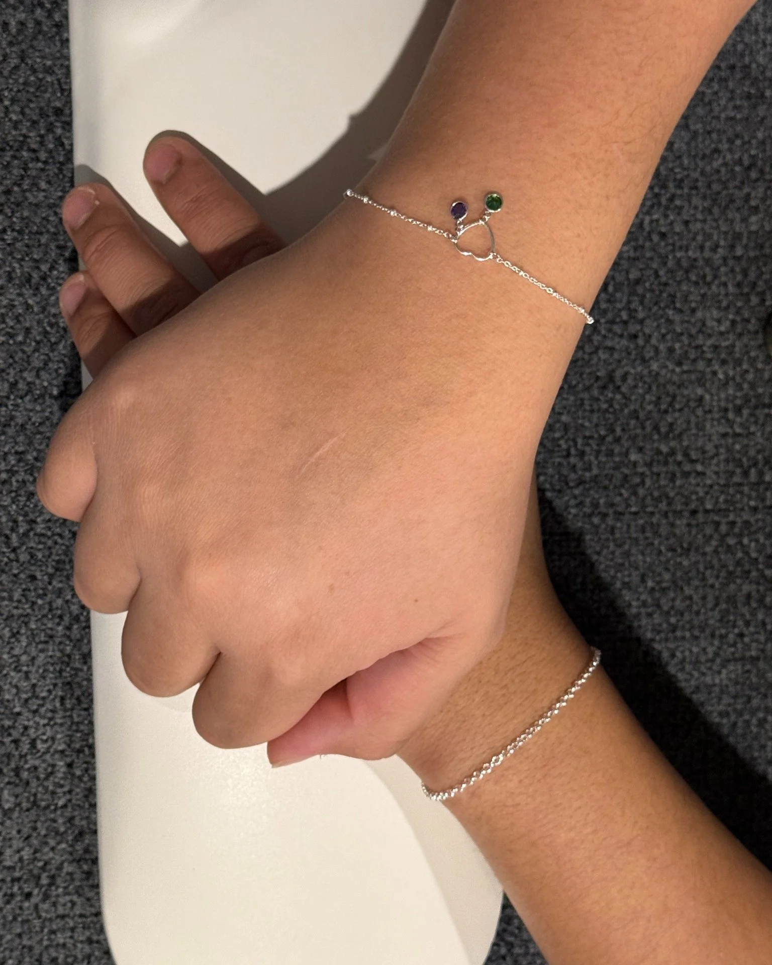 🔥 Couples who weld together, stay together. 🔥

Permanent jewellery that&rsquo;s custom-fit, welded, and impossible to lose.

No clasps. Just pure connection, worn every day.

Keen to lock it in?
Send us a message!

#permanentjewellery #weldedjewell