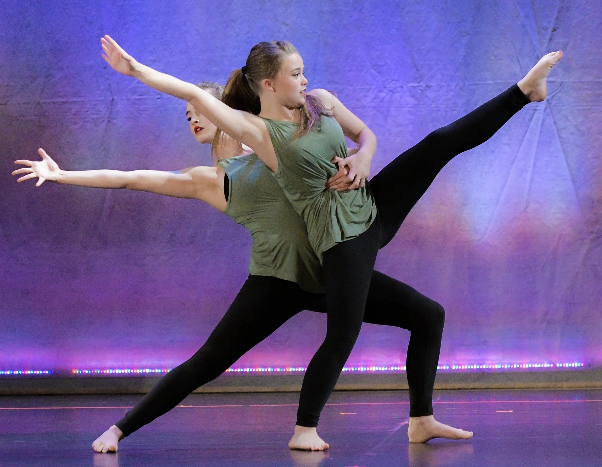 165495934.Jictxe37.PsychologyofDance2982.jpg