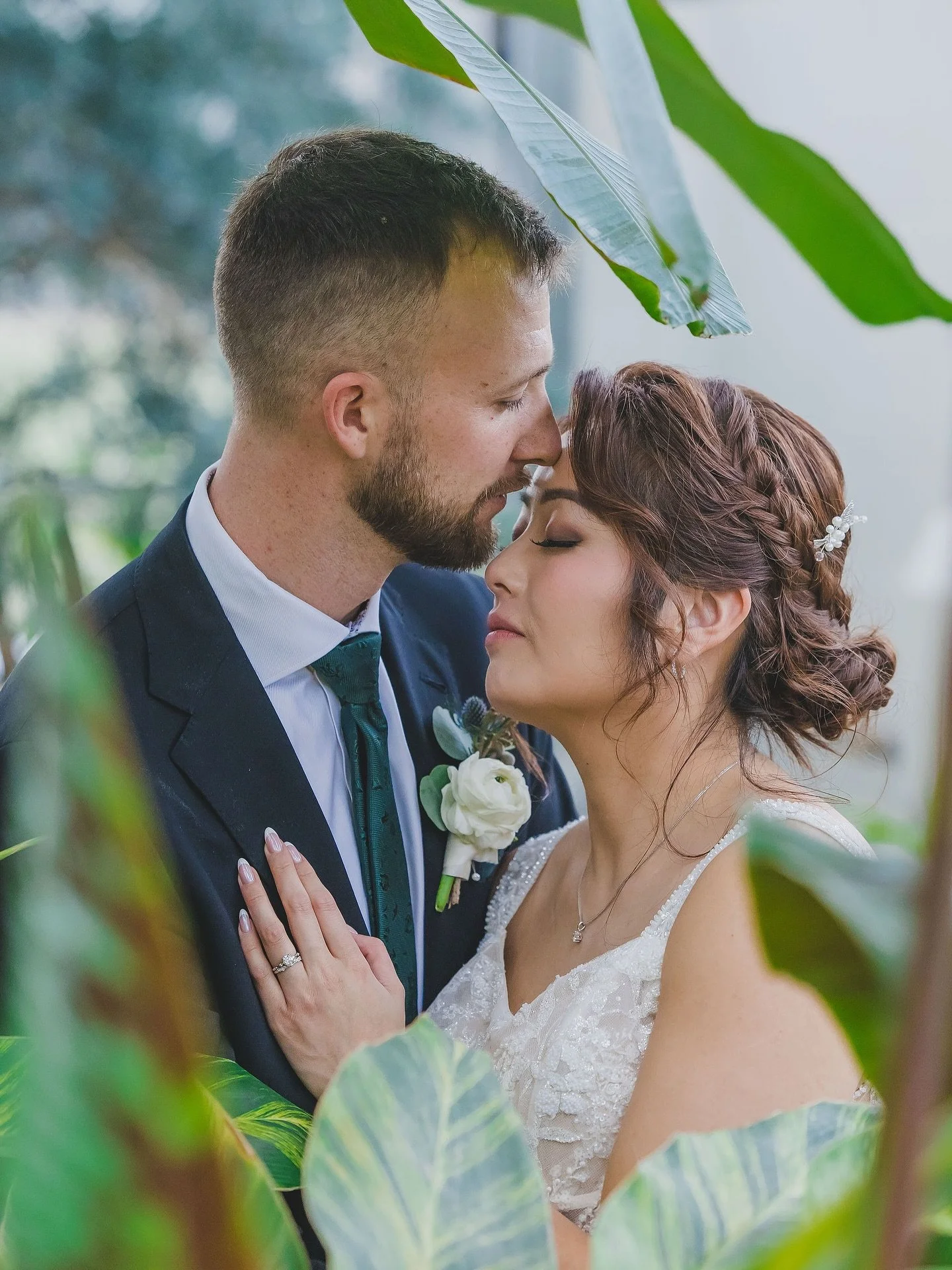 ✨ E&amp;N🤍 ✨

Photography: @fionaleephotography 
MUA: @lorrainemakeupartistry Rosalie
Hair Stylist: @yora.hairstylist 

*
Luxury Mobile Beauty and Bridal Styling Services
📩 lorrainemakeupartistry@gmail.com
www.lorrainemakeupartistry.com
.
.
.
.
.
#