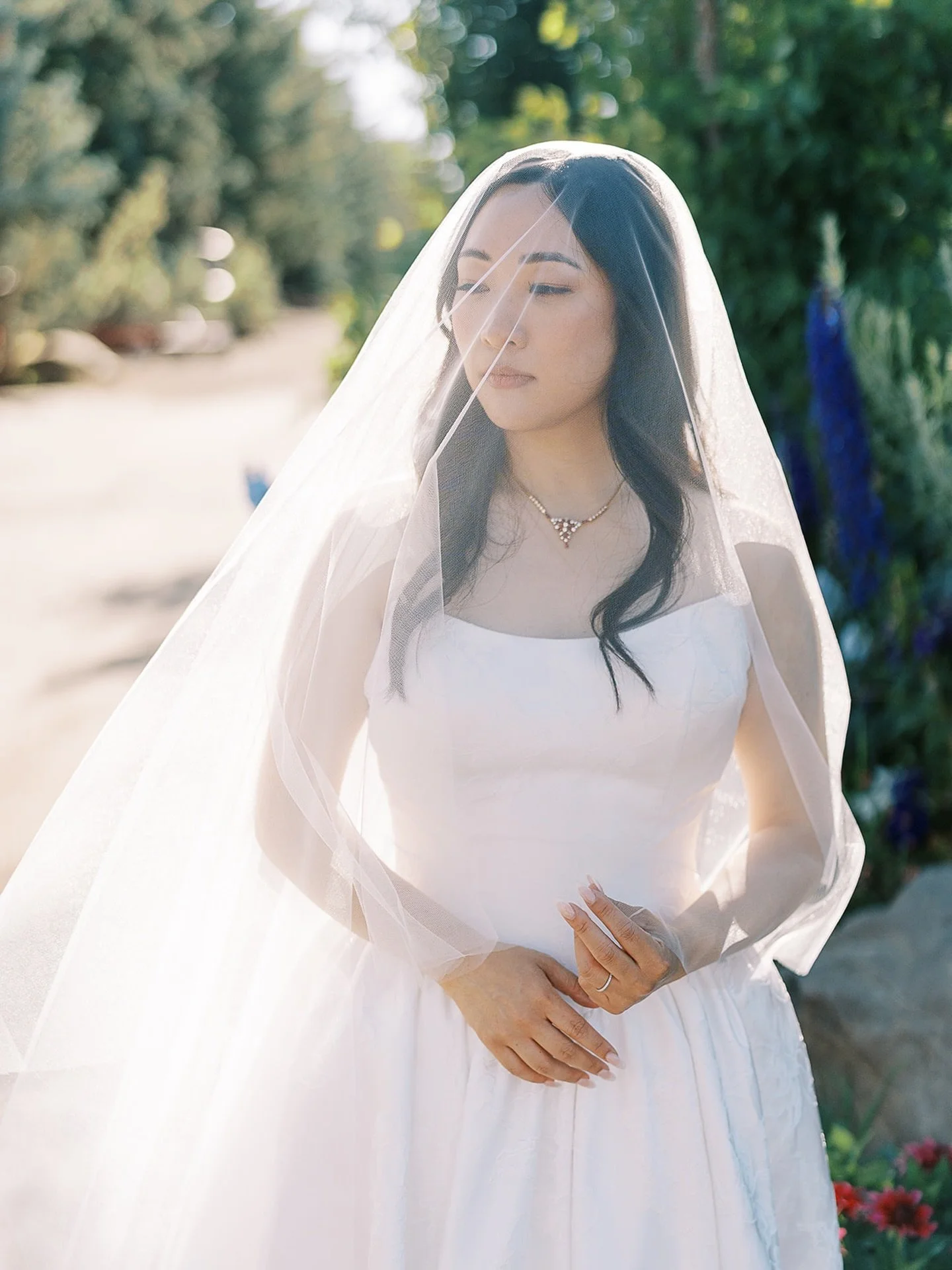 Our stunning bride, K! 💍

It was such an absolute pleasure to glam you up for your special day. Thank you for trusting me with your beautiful bridal look &mdash; you were glowing from the inside out.

May your journey ahead be as stunning as you loo