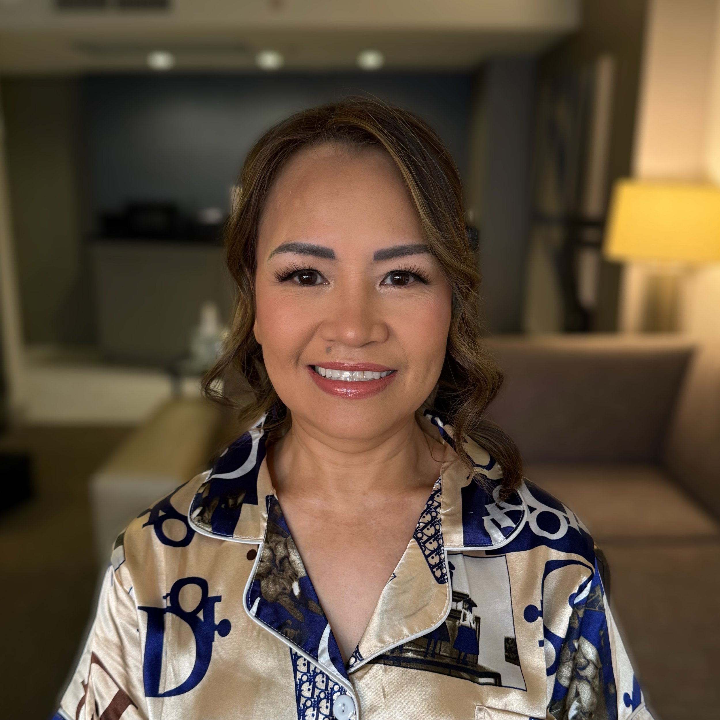 Beautiful Mama Gumabay 😍
We absolutely love these beautiful colour tones and the look we created for her. She looks so fresh, youthful, and radiant, with an even, glowing complexion. Her half-up, half-down hairstyle complements the look perfectly, b