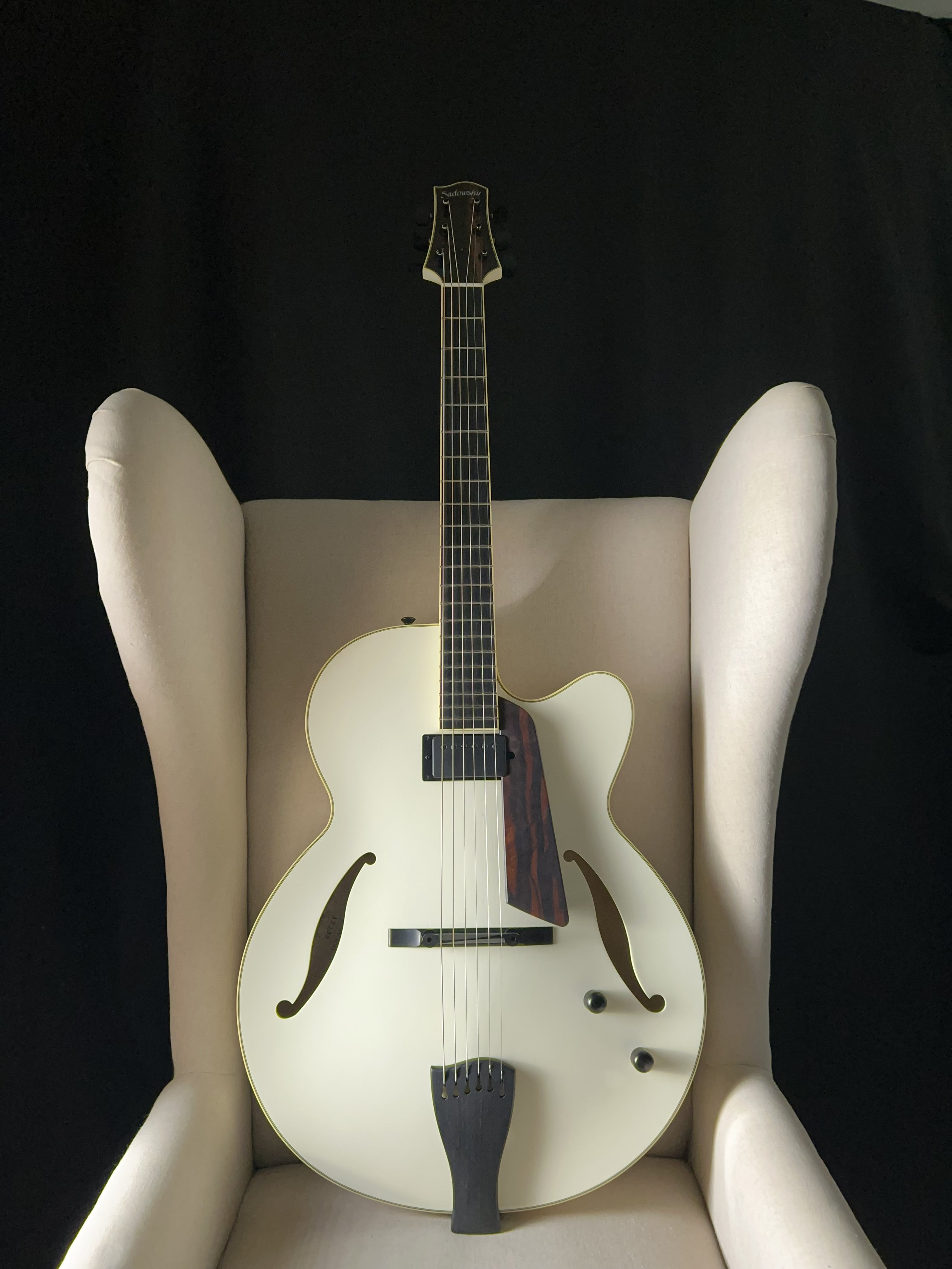 Sadowsky LS-17 Tuxedo White Limited