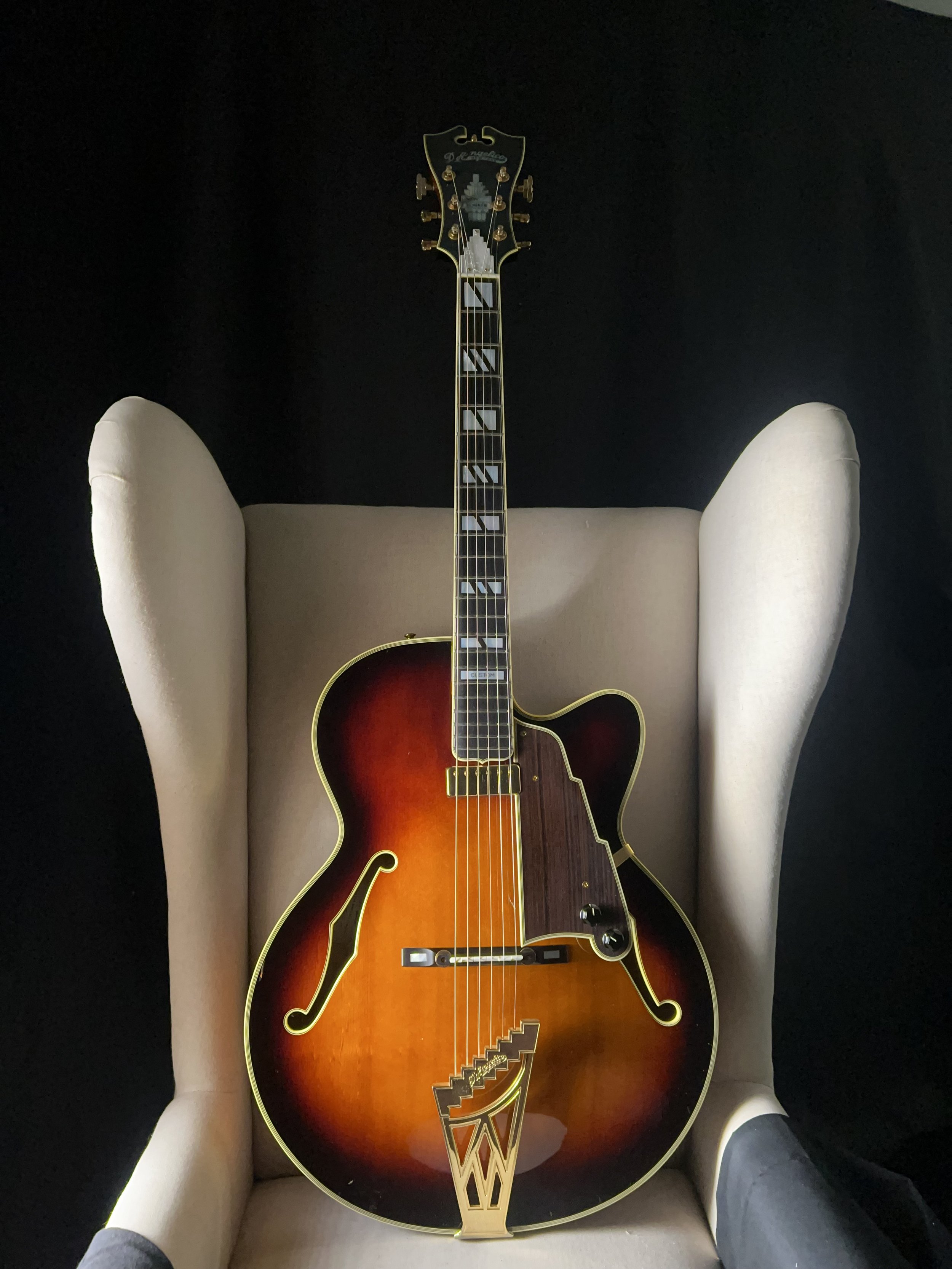 D'Angelico NYL-2 Custom 17" Archtop