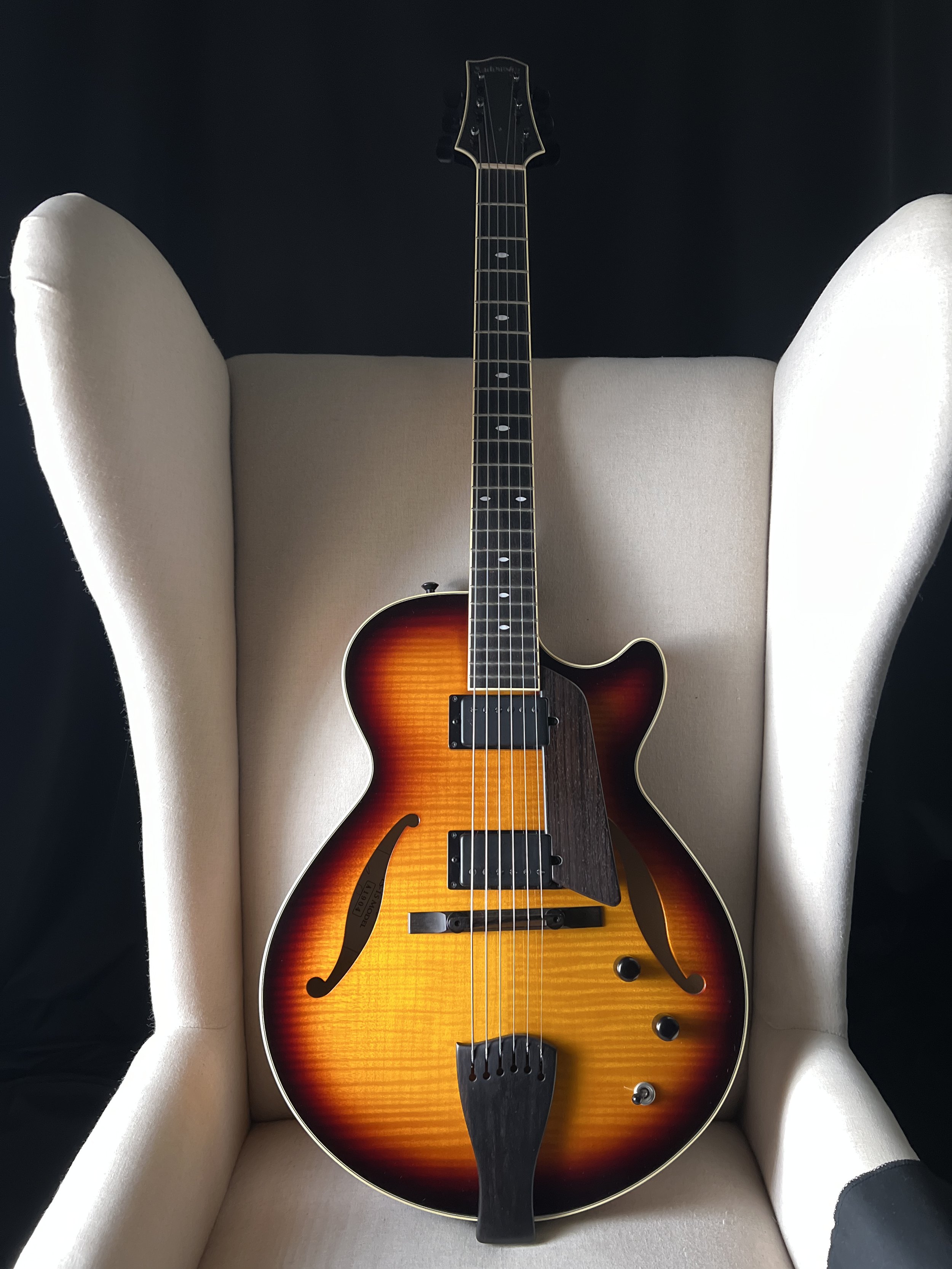 Sadowsky LS-15 Archtop