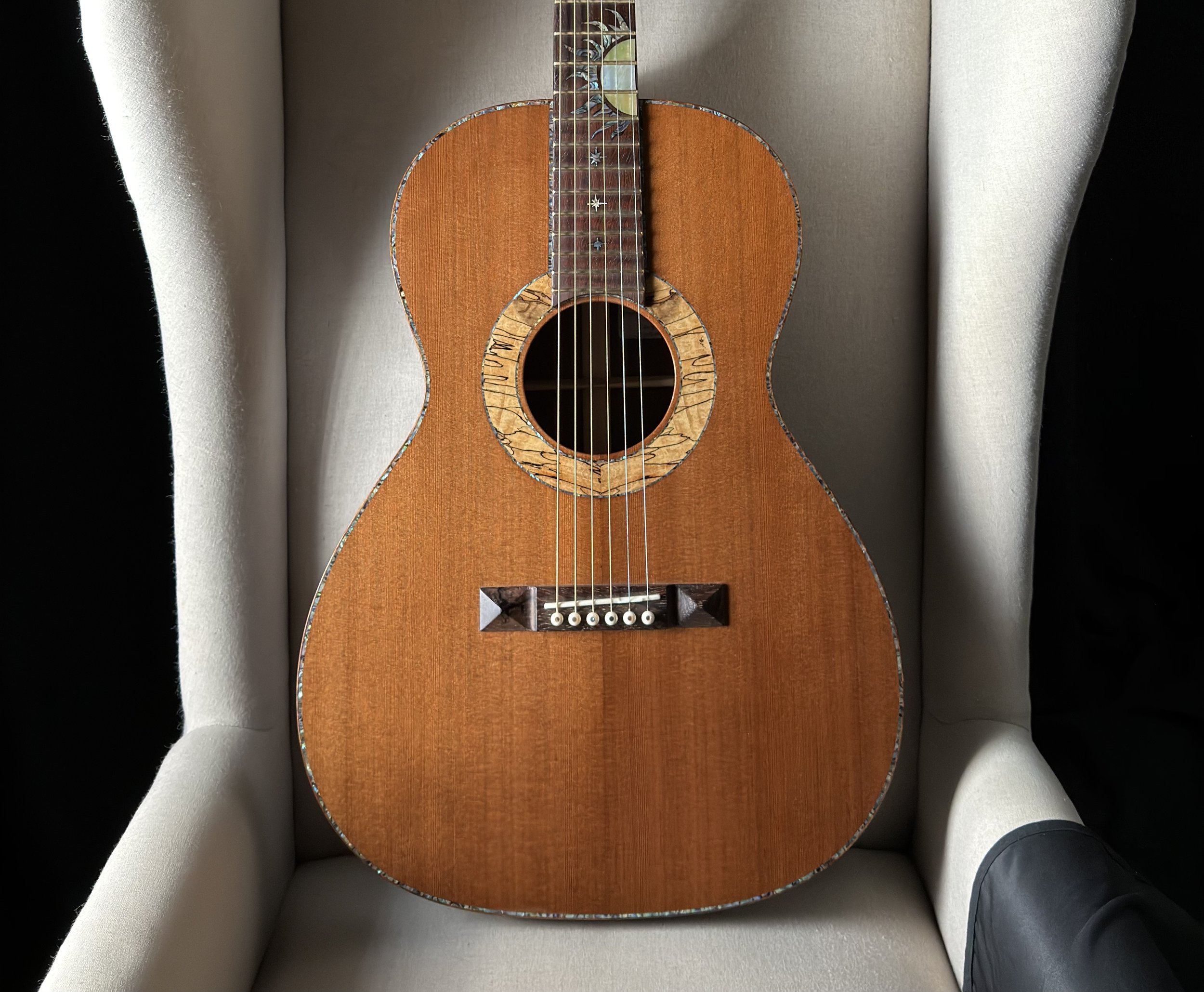 Moonstone Steve Helgeson 000 Brazilian