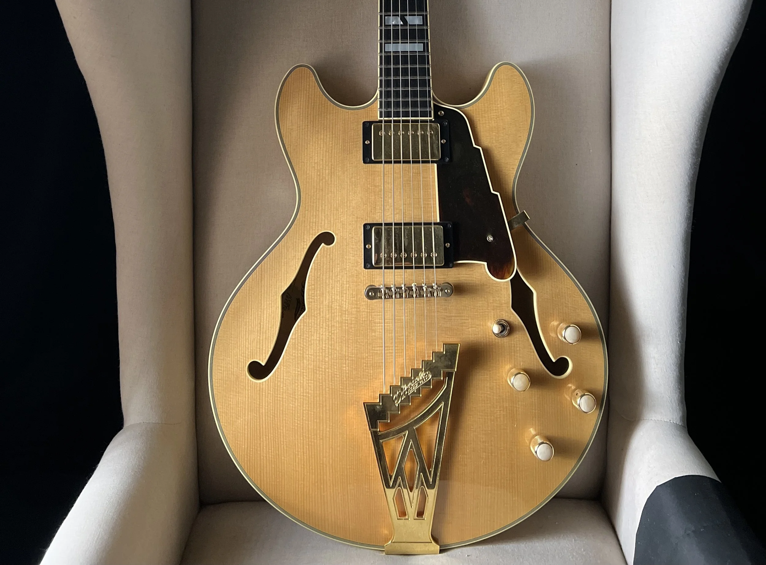 D’Angelico NY-DC Semi Hollow
