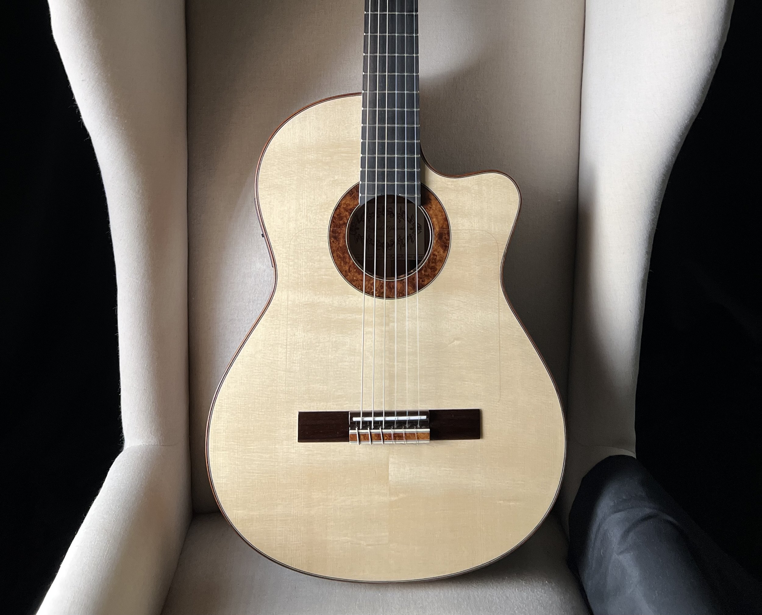Leonardo Yavincha Classical Cutaway Go Acoustic Audio