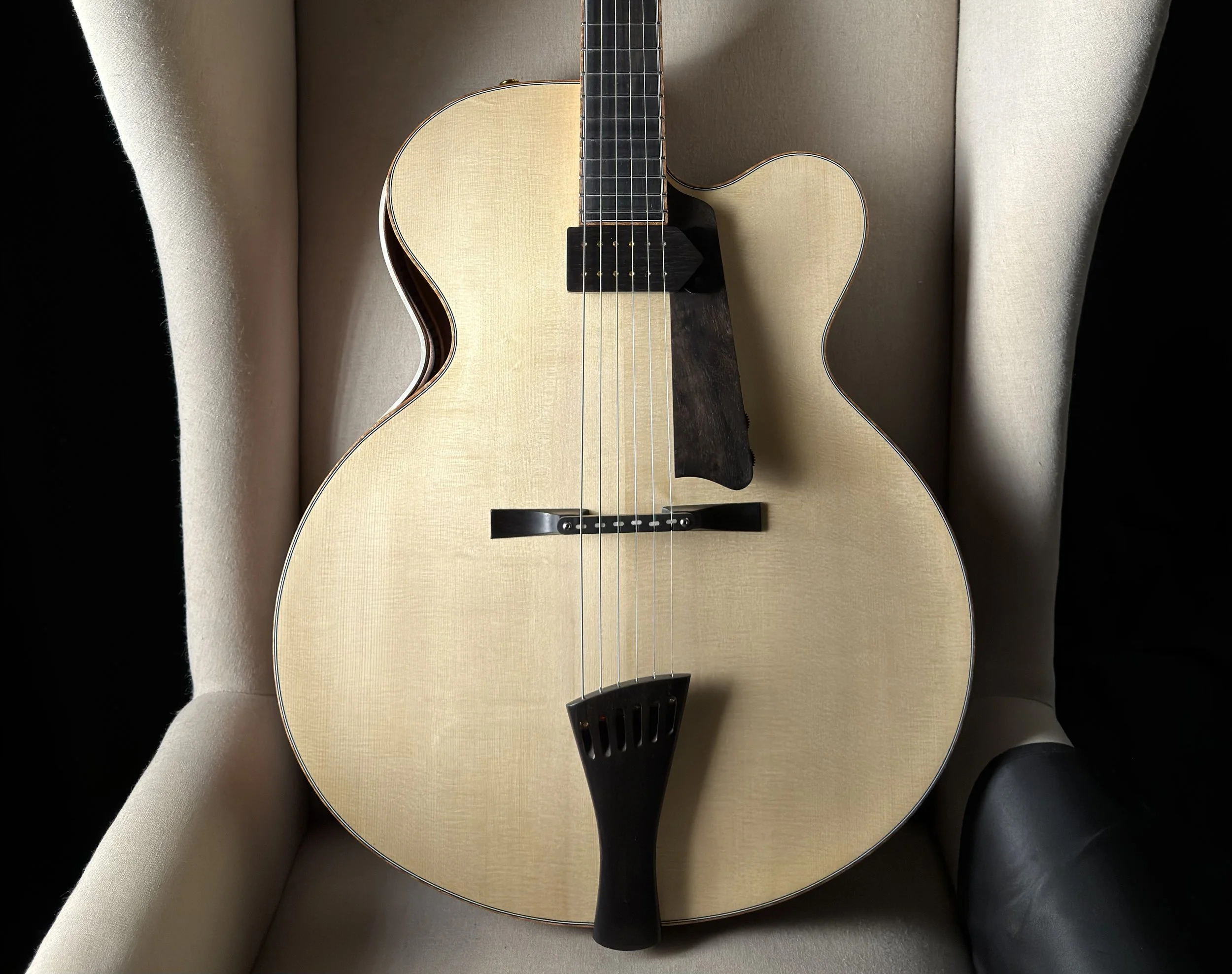 Fernando Jaen Siracusa 17R+ Archtop
