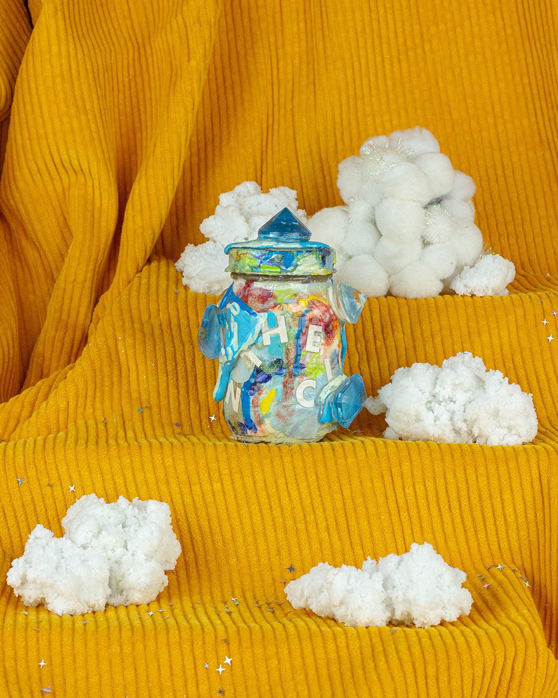 head-in-the-clouds-jar-main.png
