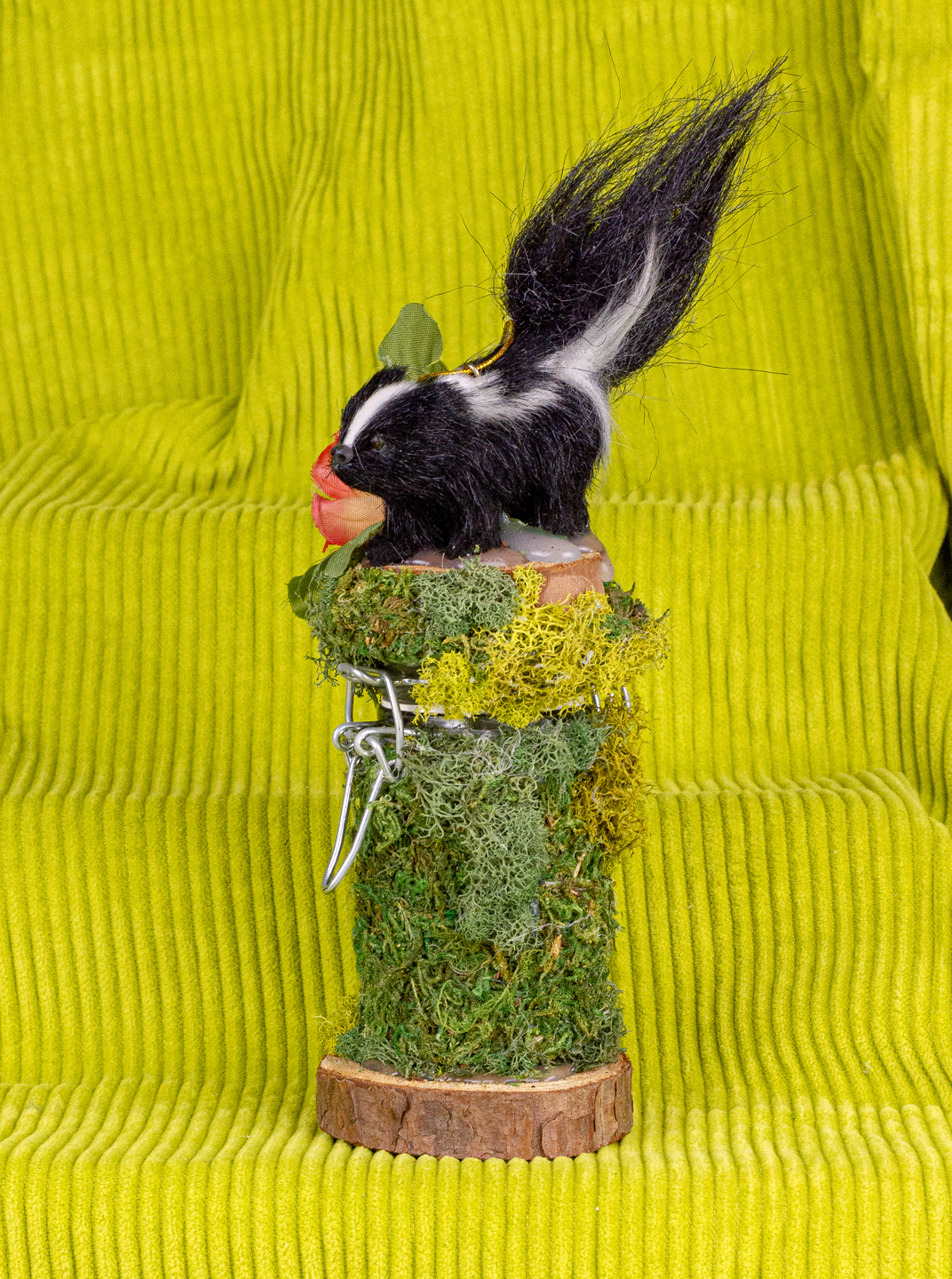 skunk-jar-02.png