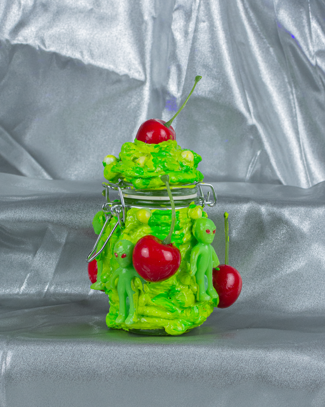 alien-cherry-tall-jar-02.png
