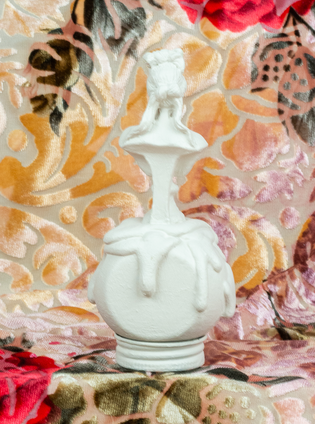 ivory-statue-jar-03.png