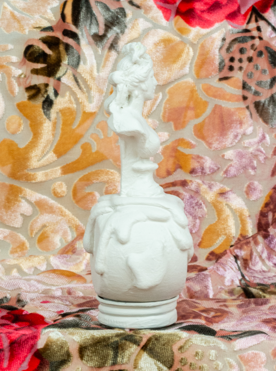 ivory-statue-jar-04.png