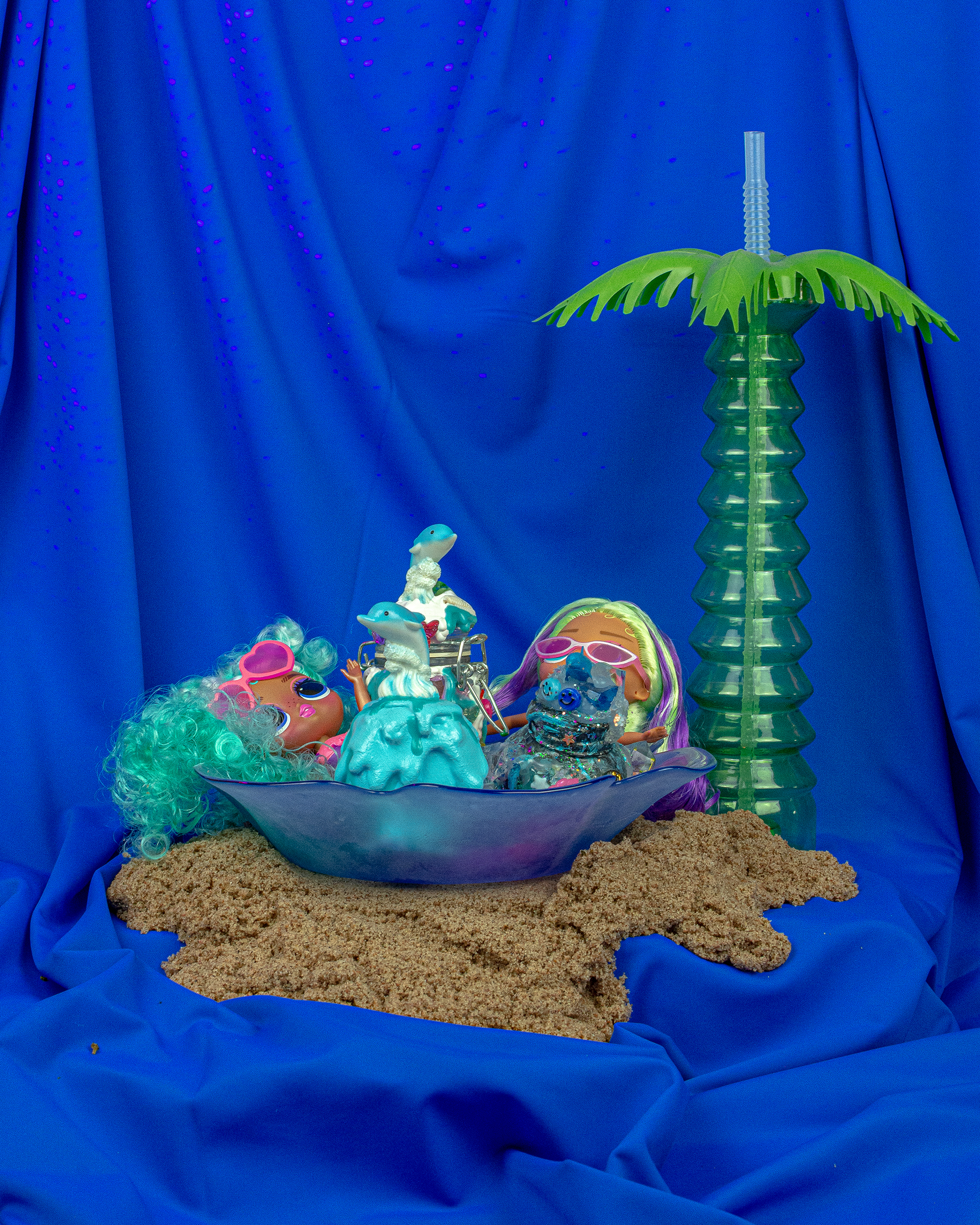 dolphin-jar-main.png