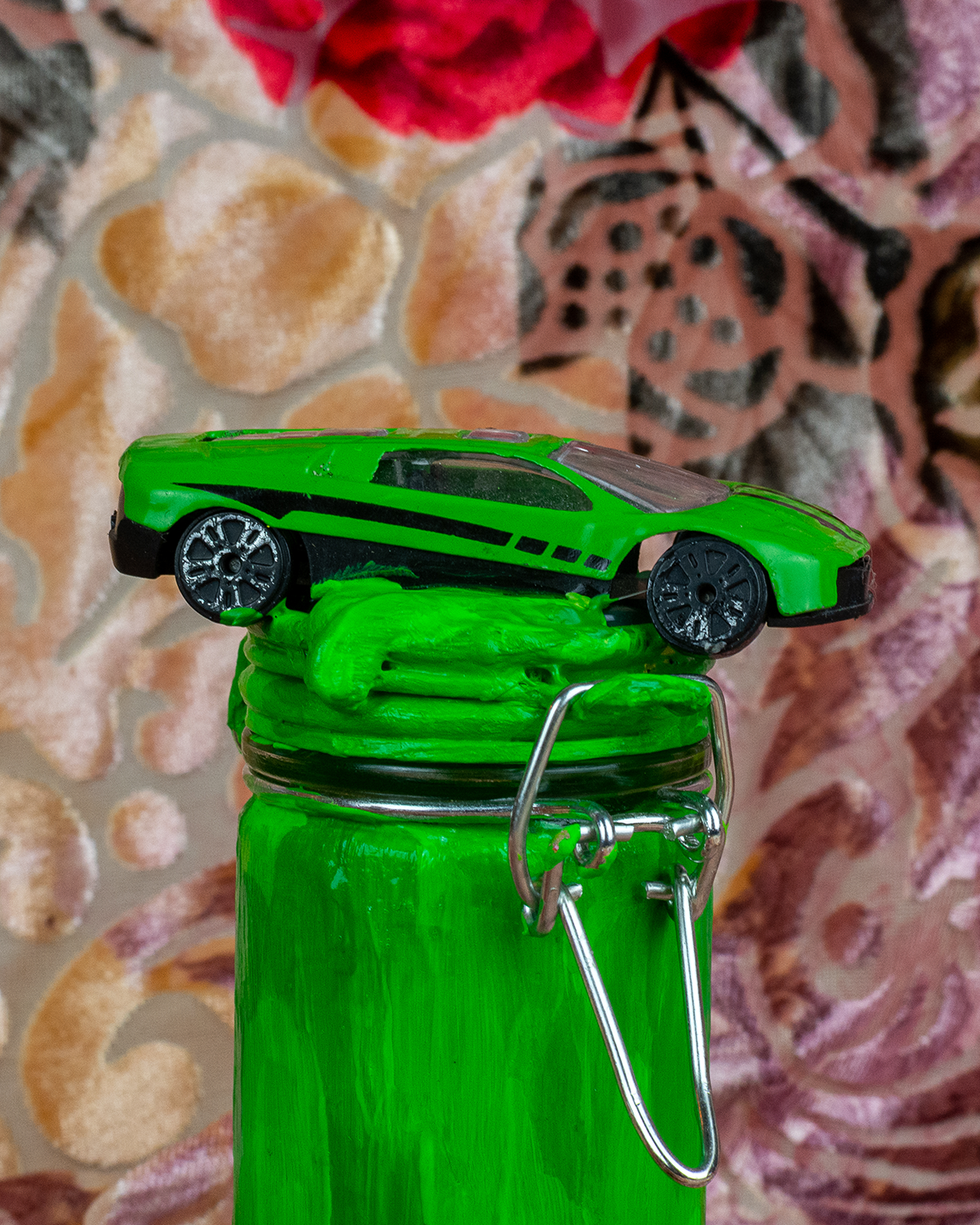 green-car-jar-06.png