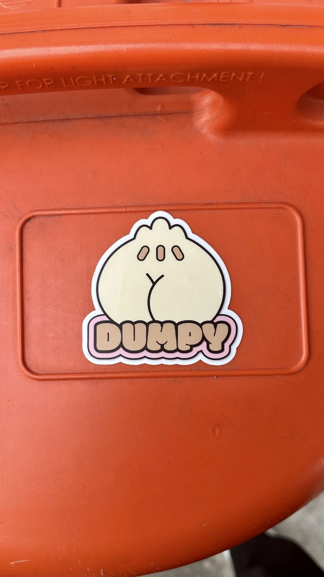 DUMPY_0001s_0003_11.jpg
