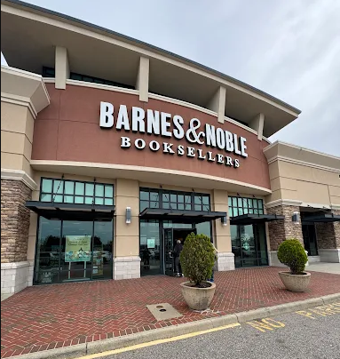 BARNES & NOBLE