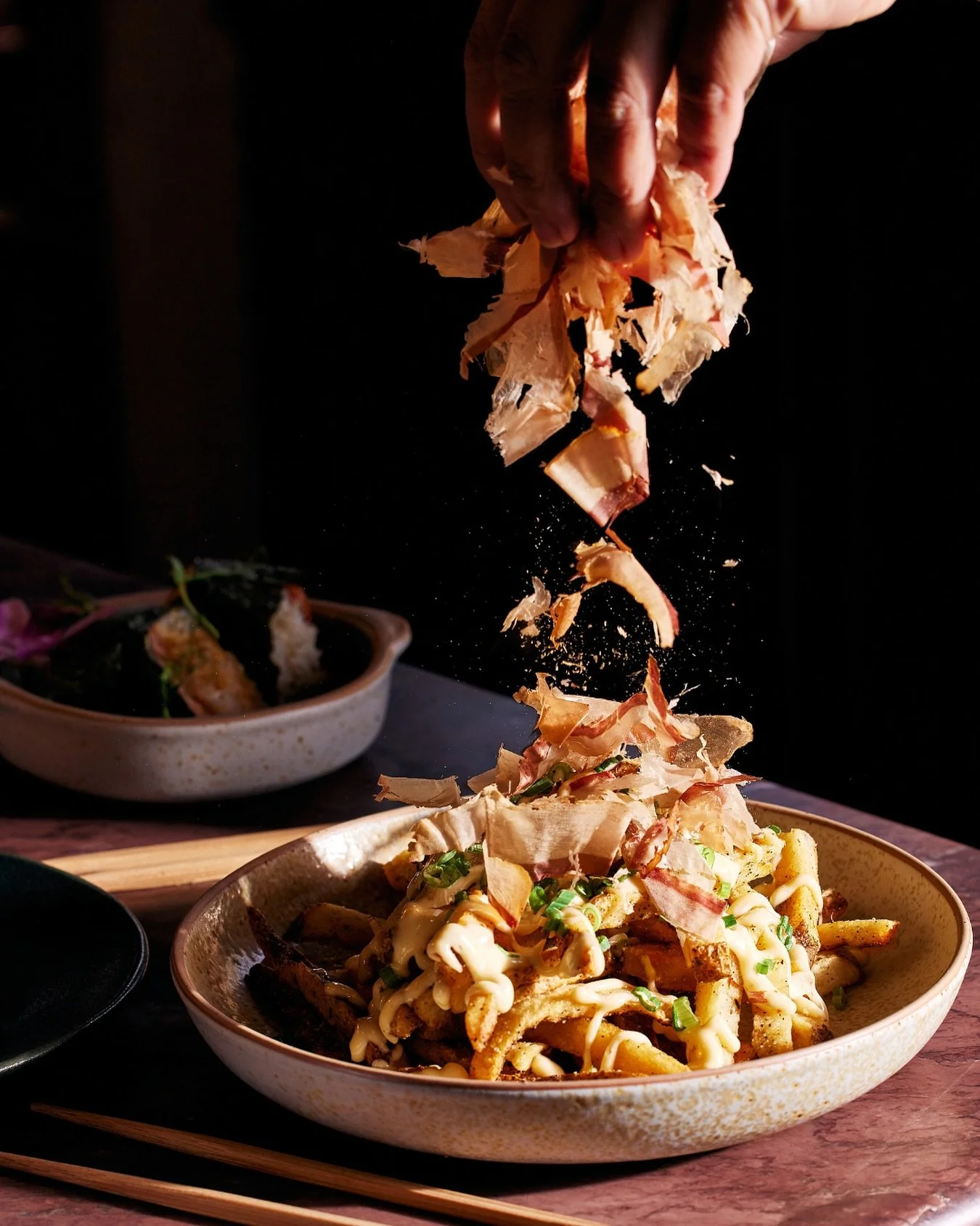 Just a moment for our Typhoon Fries&mdash;fries, furikake, dinanche aioli, scallions, and bonkto flakes. Add crispy spam or pork belly and make it the hero of Monday.
#monday #Theduchess #chefkiko #bonito #typhoonfries #spamspamspam