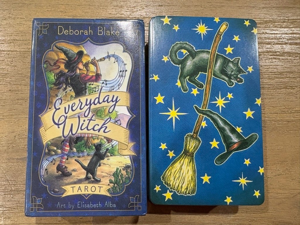 Everyday Witch Tarot Deck
