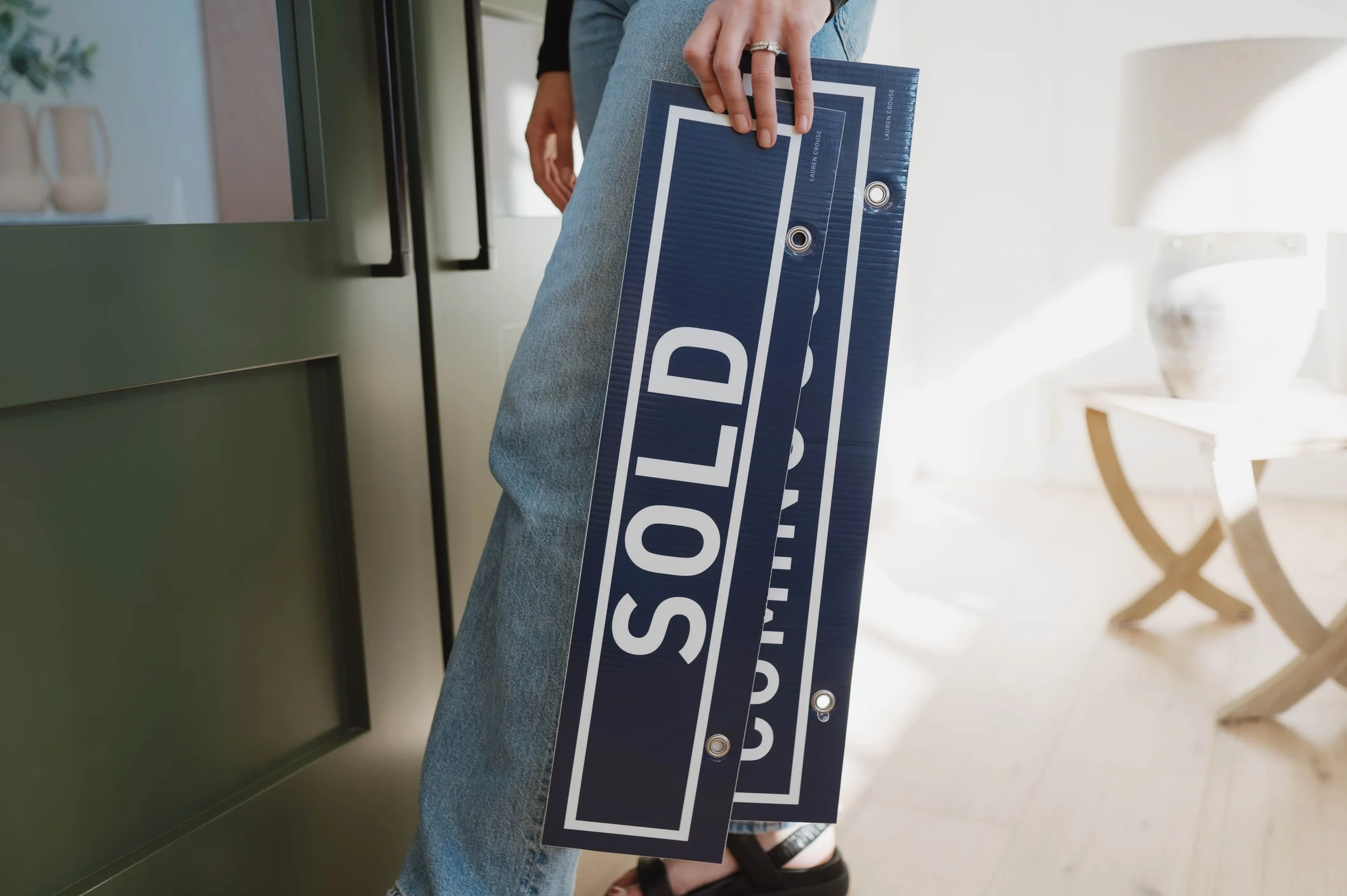 How to Sell Your House Fast in Cochrane (Without Leaving Money Behind)