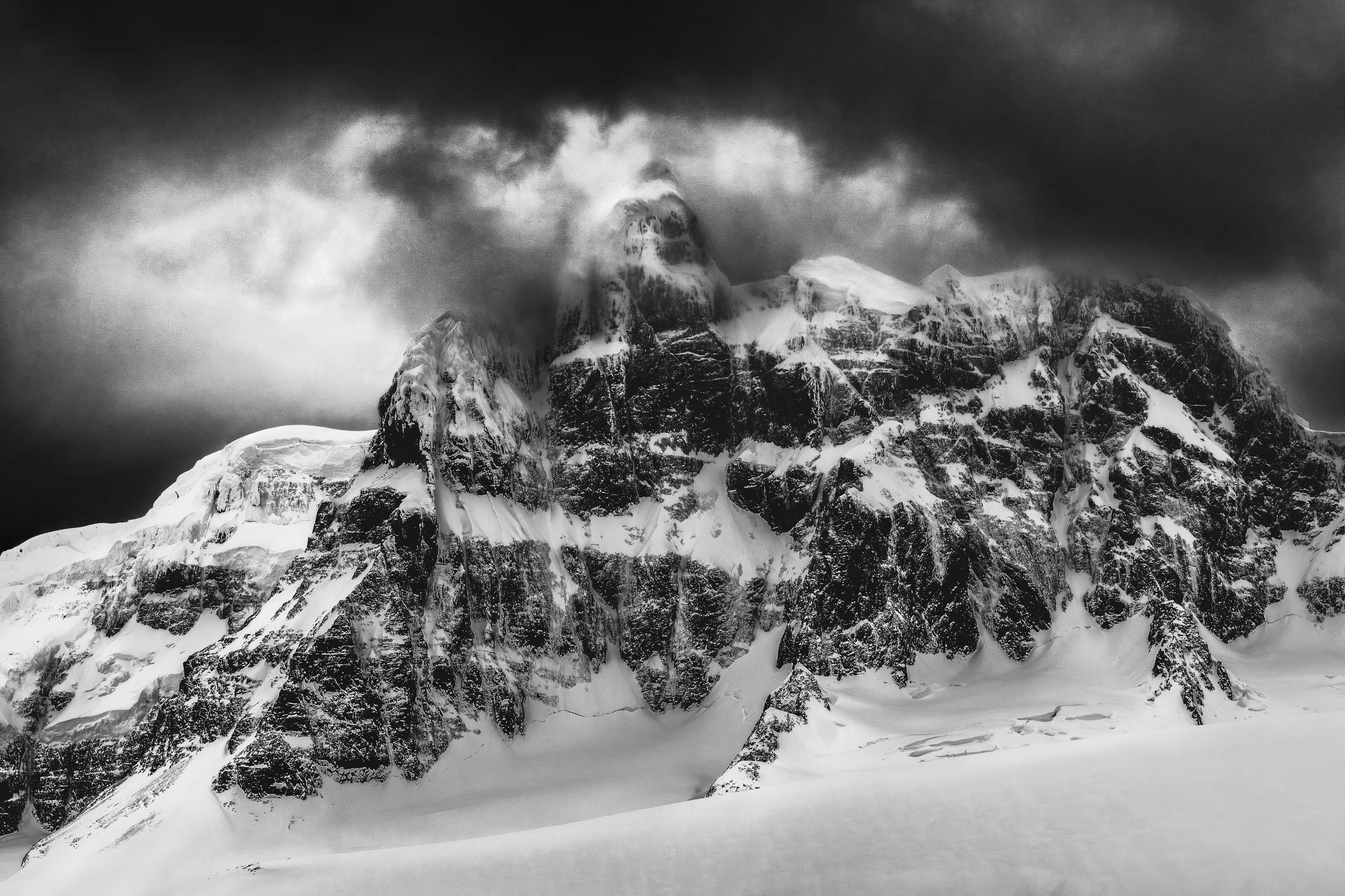 SHROUDED MAJESTY © Pratibha Reddy