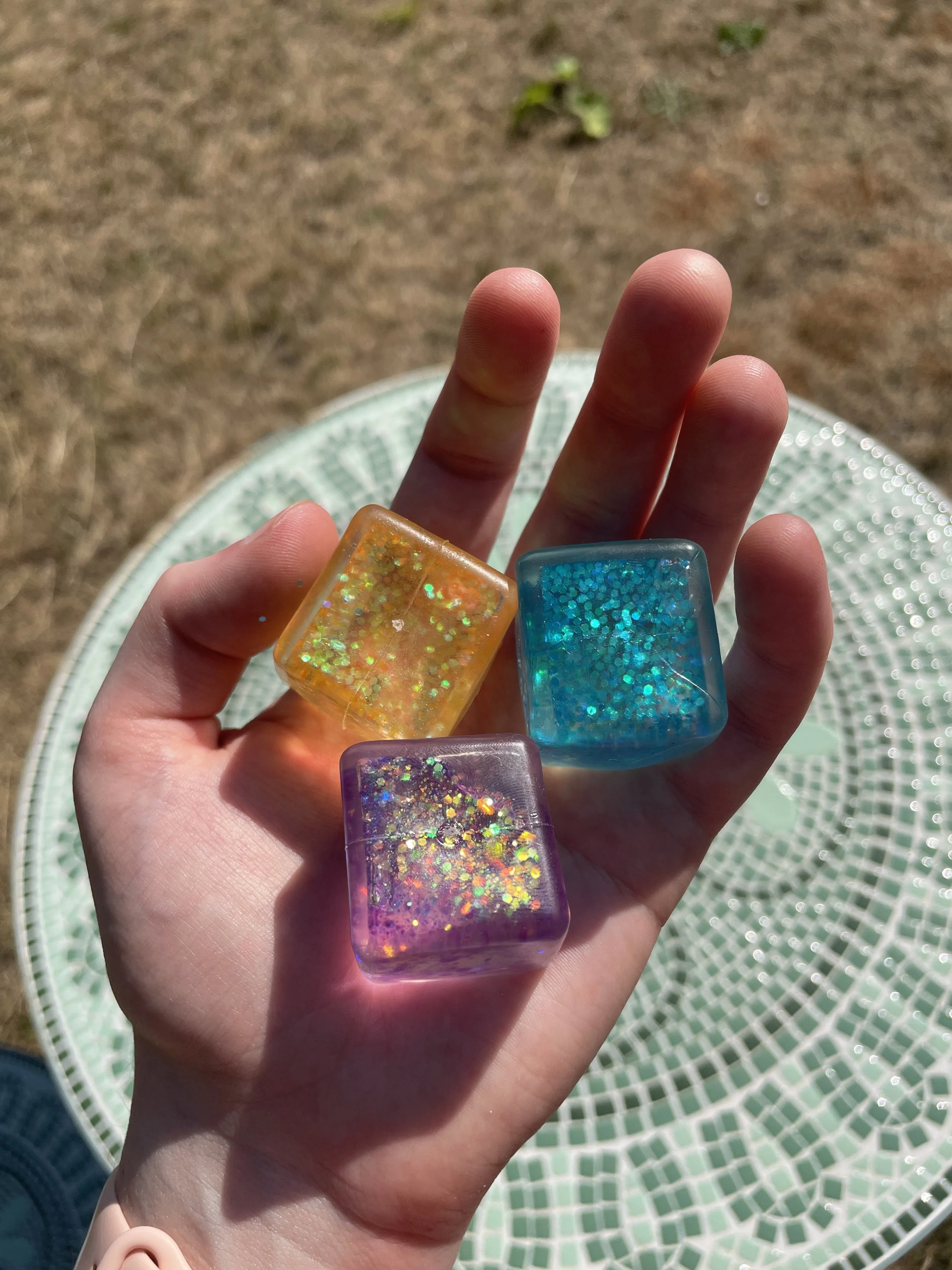 Glitter Squish Cube Colours.jpg