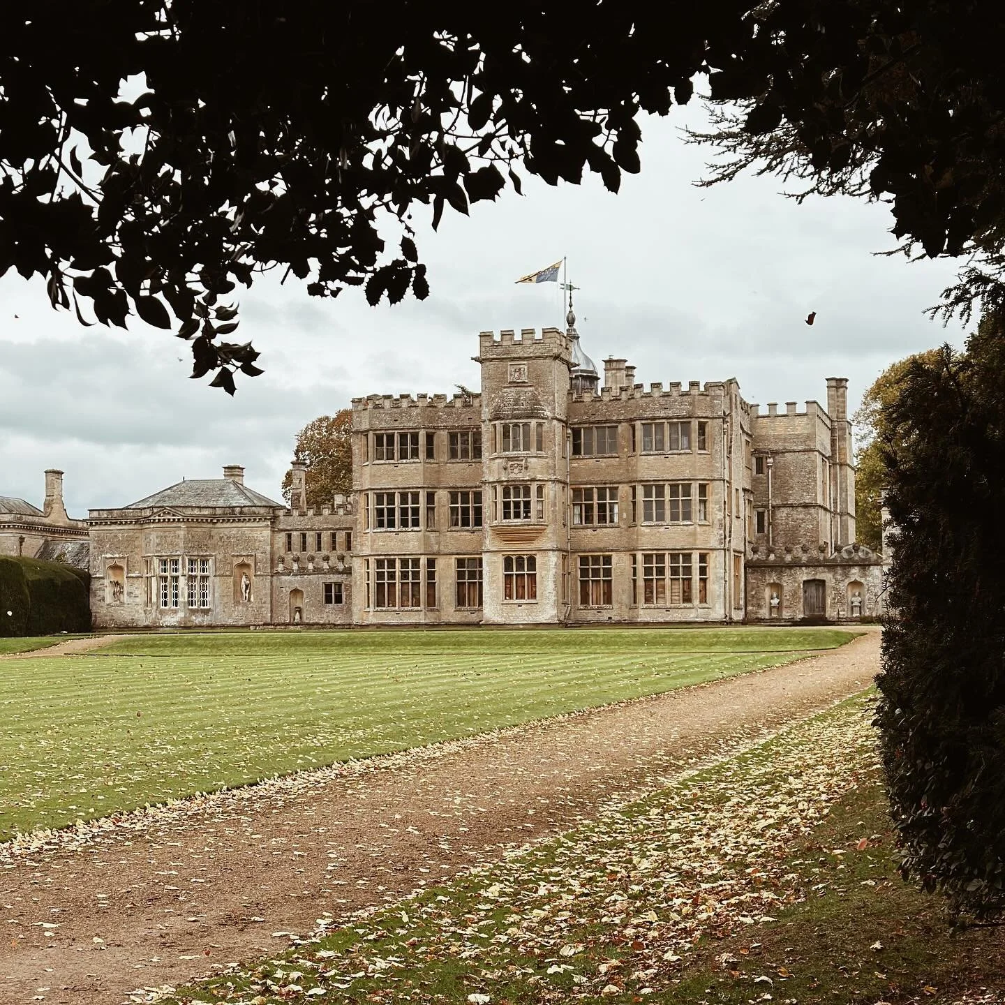 ROUSHAM | OXFORDSHIRE | PT II
A conversation between architecture and Arcadia.

The garden fa&ccedil;ade of Rousham House seems less like an ending than an opening. William Kent&rsquo;s vision unfolds here in harmony - crisp Palladian geometry yieldi