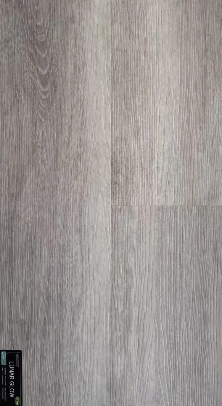 Luar Glow 8mm Hybrid flooring colour sample