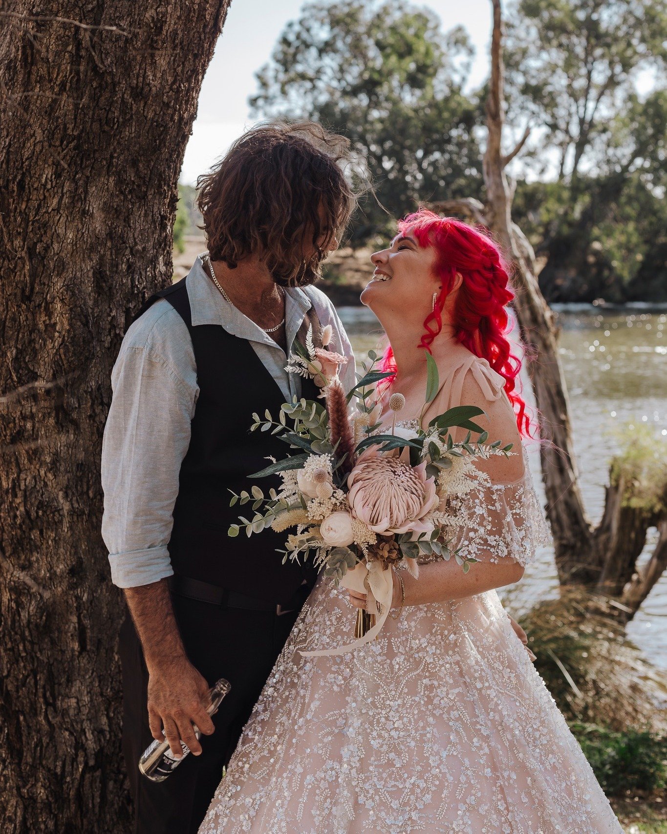 💕 Geoff and Nell, the epitome of best friends!! 😍🥰
#loveislove #southwestweddingphotography #southwestweddingphotographer #brookerenaephotography #CapturedWithLove #WeddingPhotographer #couplesphotography #mandurahphotographer #photographer #pin