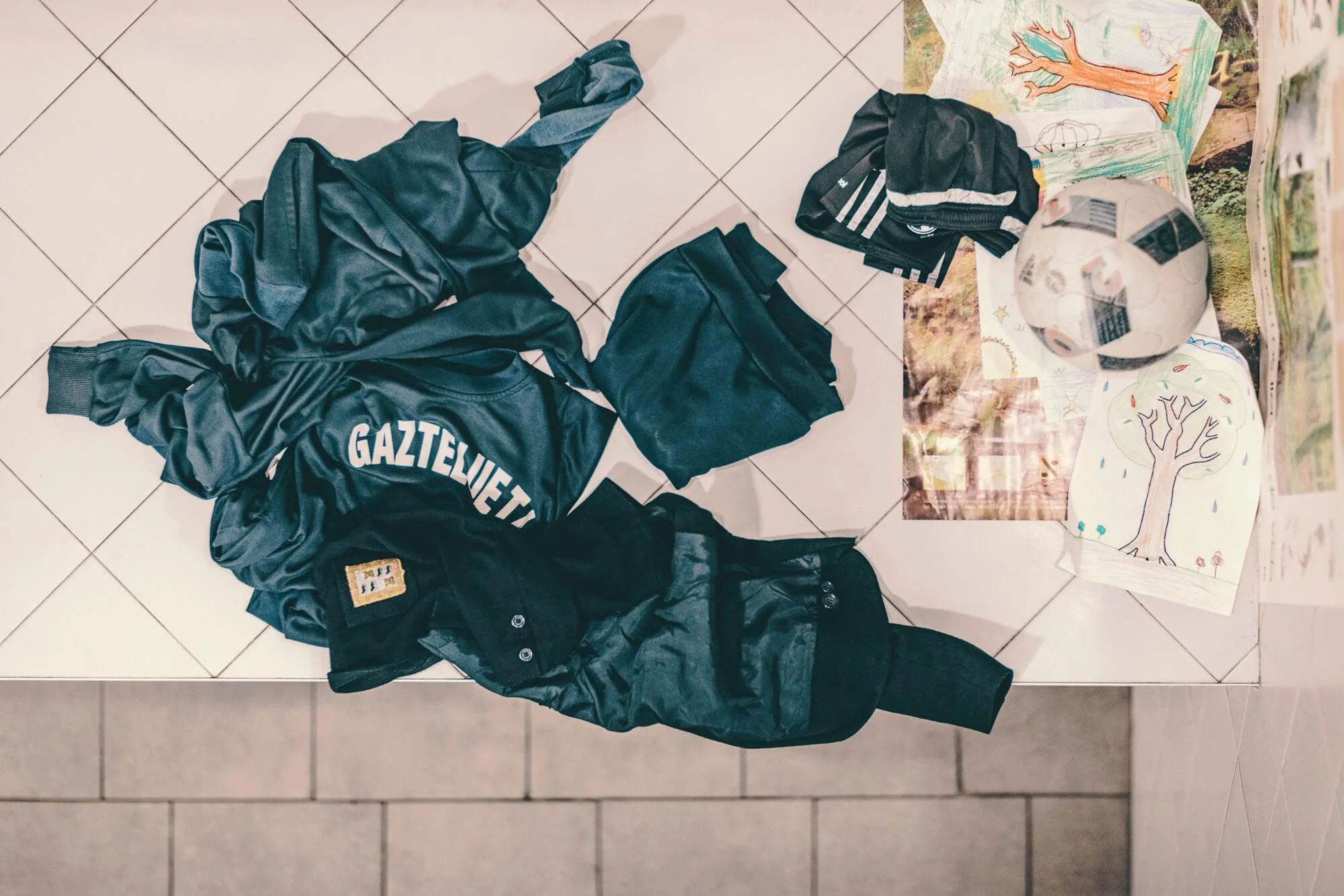 Fotografía lifestyle educativa para Gaztelueta School por Mikel Muruzabal, fotógrafo comercial y corporativo en Pamplona, Madrid, Barcelona, España 18.jpg