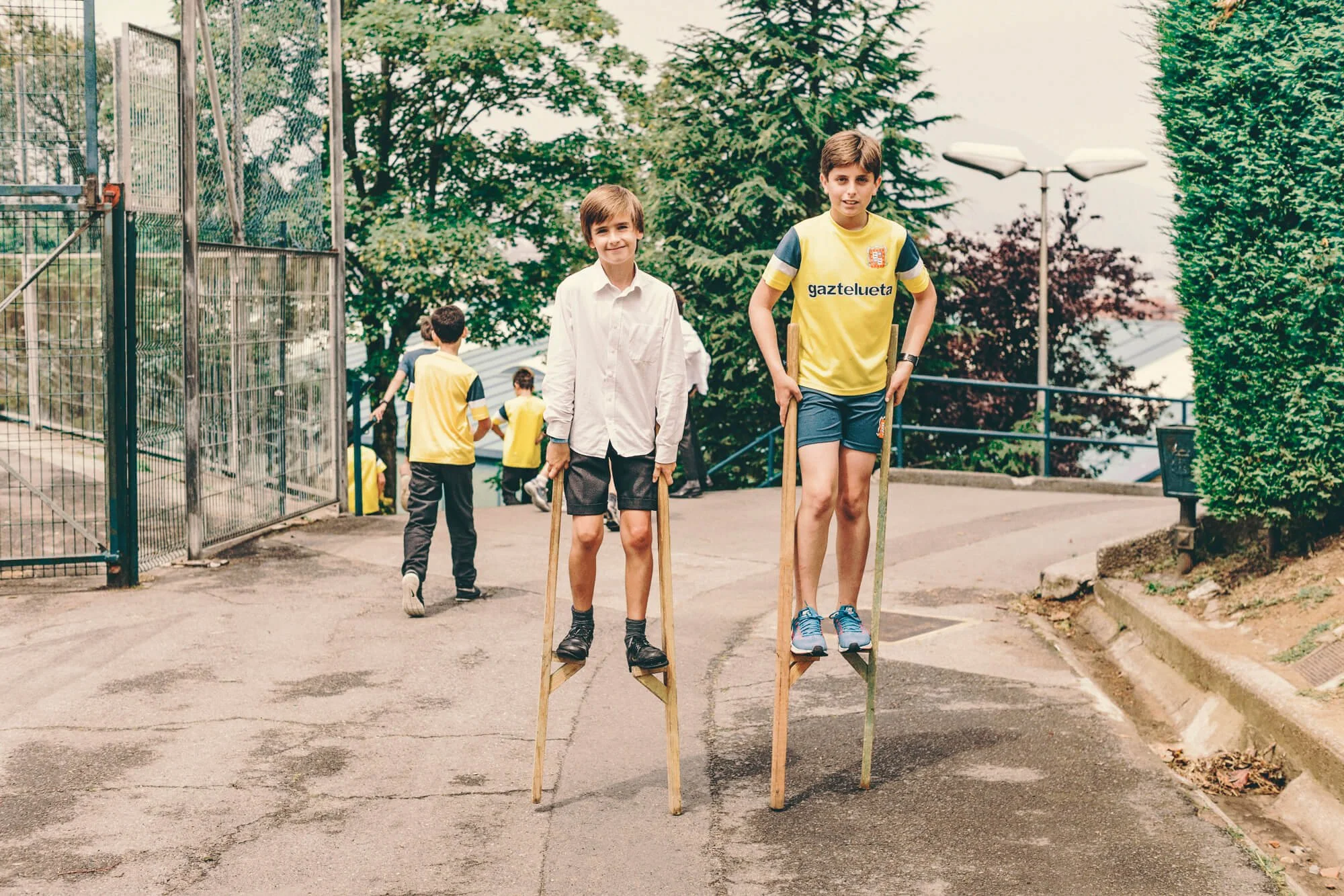 Fotografía lifestyle educativa para Gaztelueta School por Mikel Muruzabal, fotógrafo comercial y corporativo en Pamplona, Madrid, Barcelona, España 27.jpg
