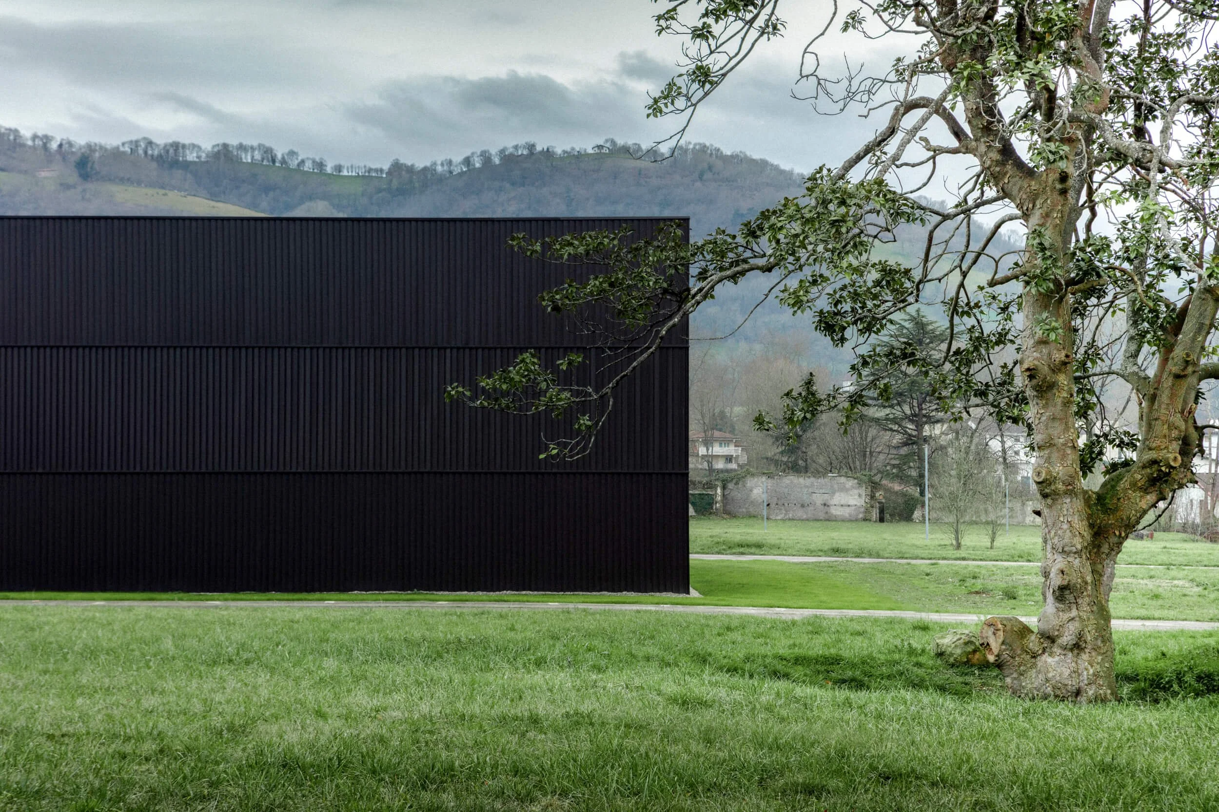 Estudios Melitón de BYE Arquitectos por Mikel Muruzabal, fotógrafo de arquitectura en Pamplona, Navarra, Spain - 08.jpg