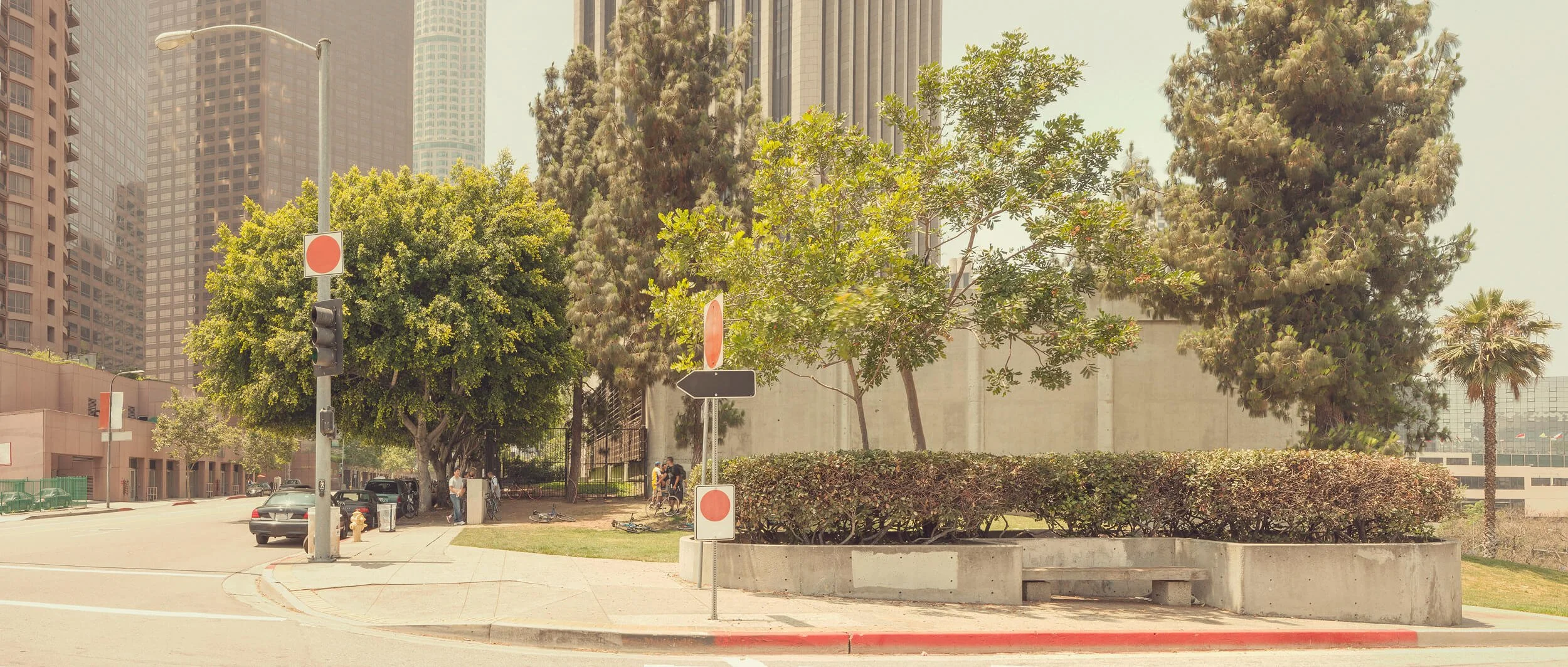 Los Angeles and The Generic City urban space series by Mikel Muruzabal photographer, Pamplona, Spain - 01.jpg