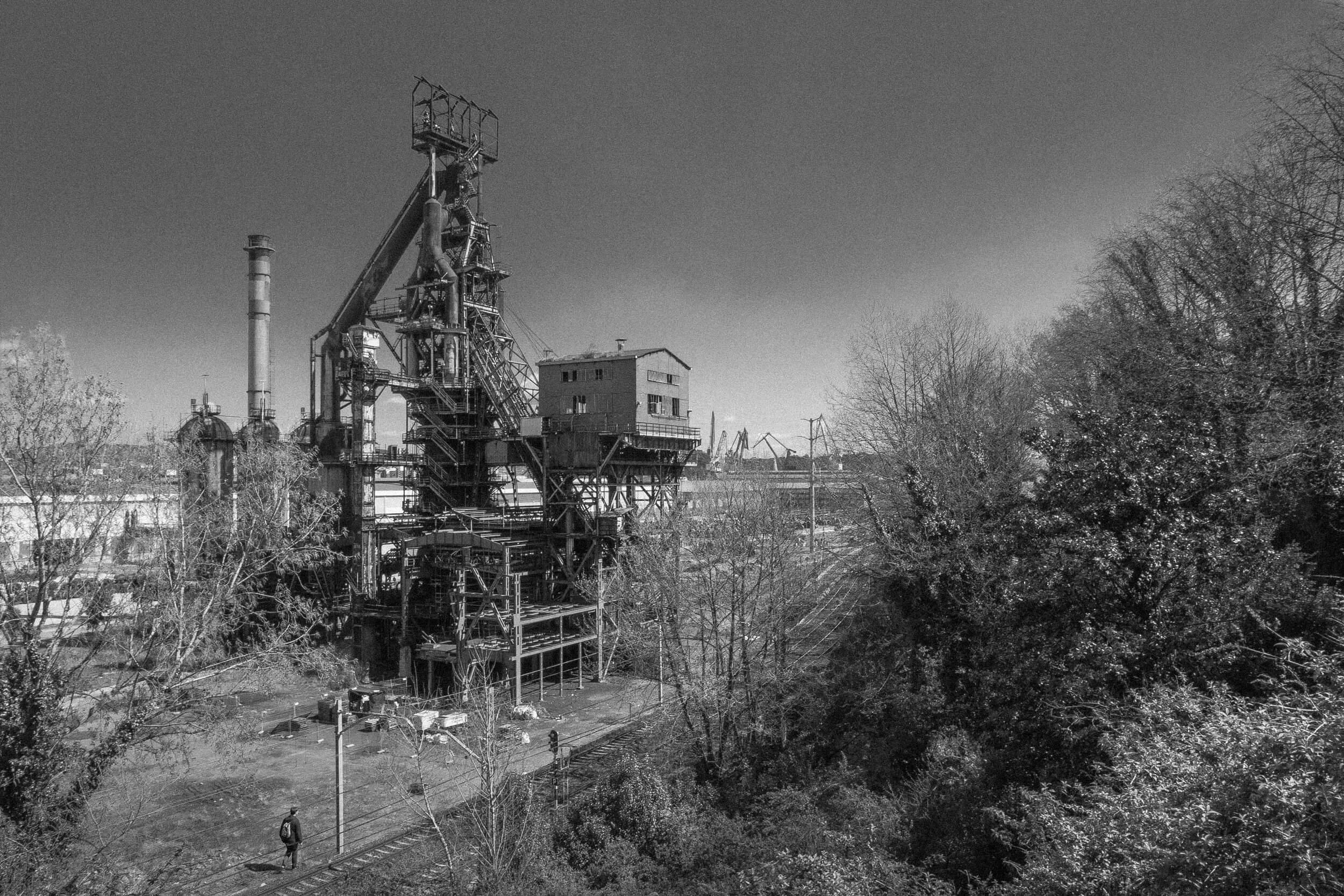 Mikel Muruzabal - Shaping the City, urban landscape b-w photo series - 033.jpg