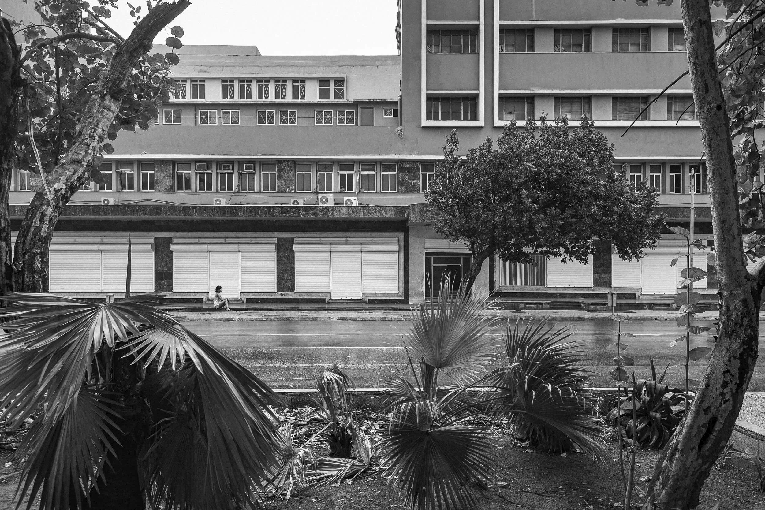 Mikel Muruzabal - Shaping the City urban landscape BW series - 01.jpg