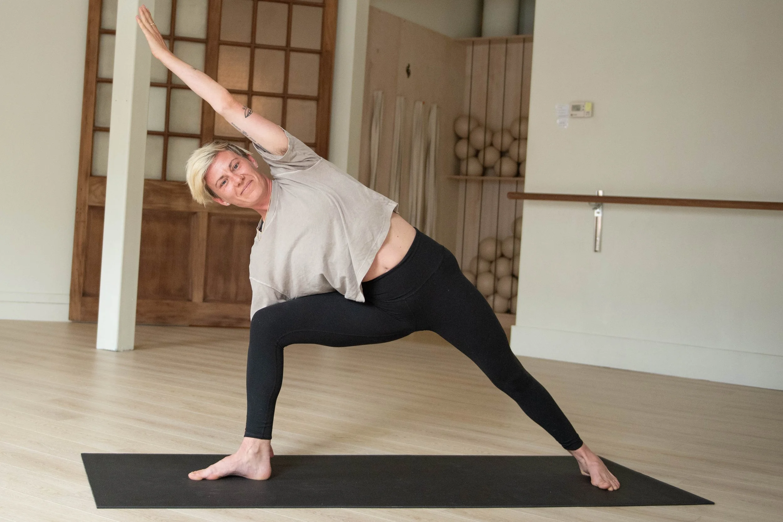 Lauren Znachko - Asana, Teaching Methods &amp; Practicing Teaching